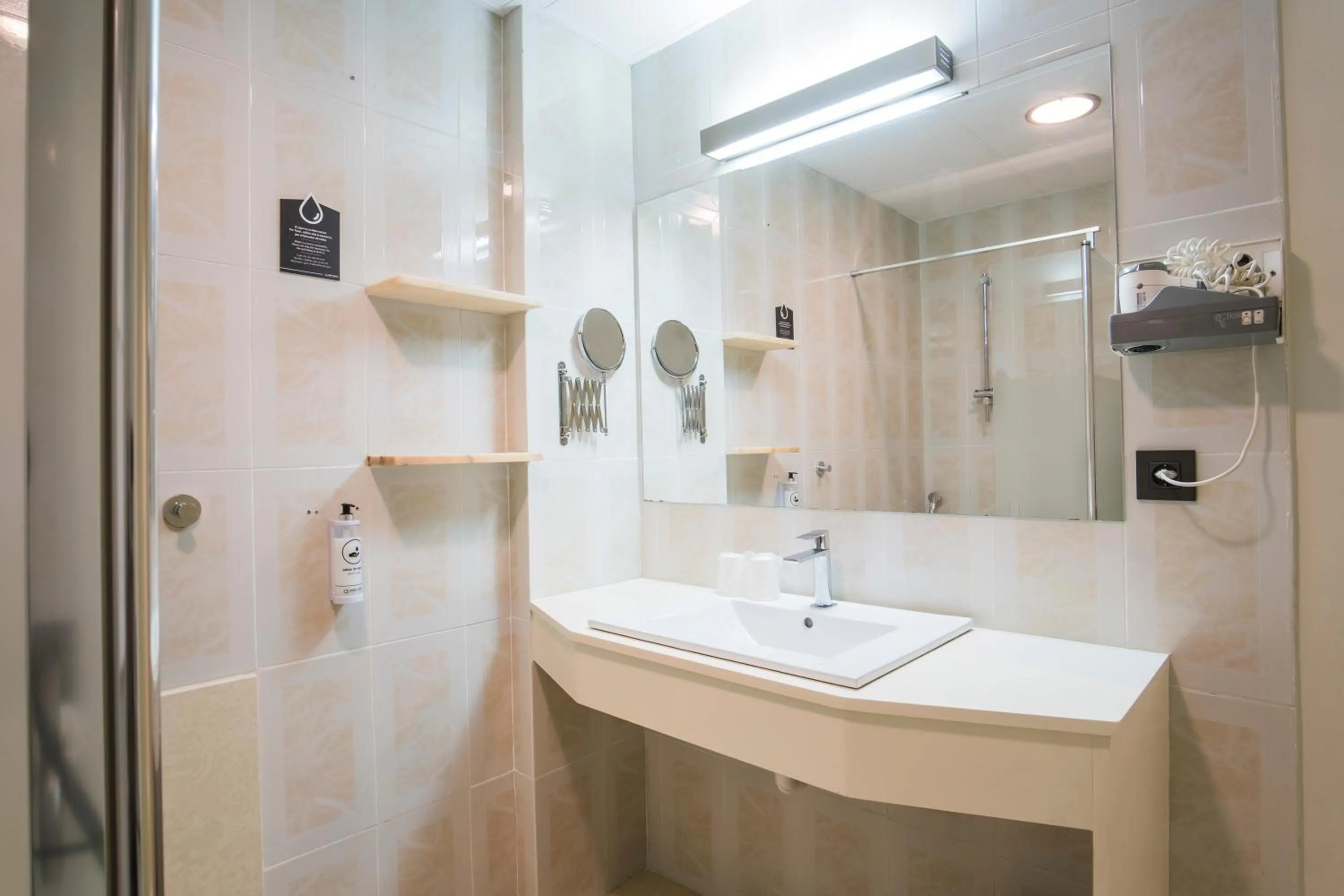 Bathroom in Alda Don Carlos