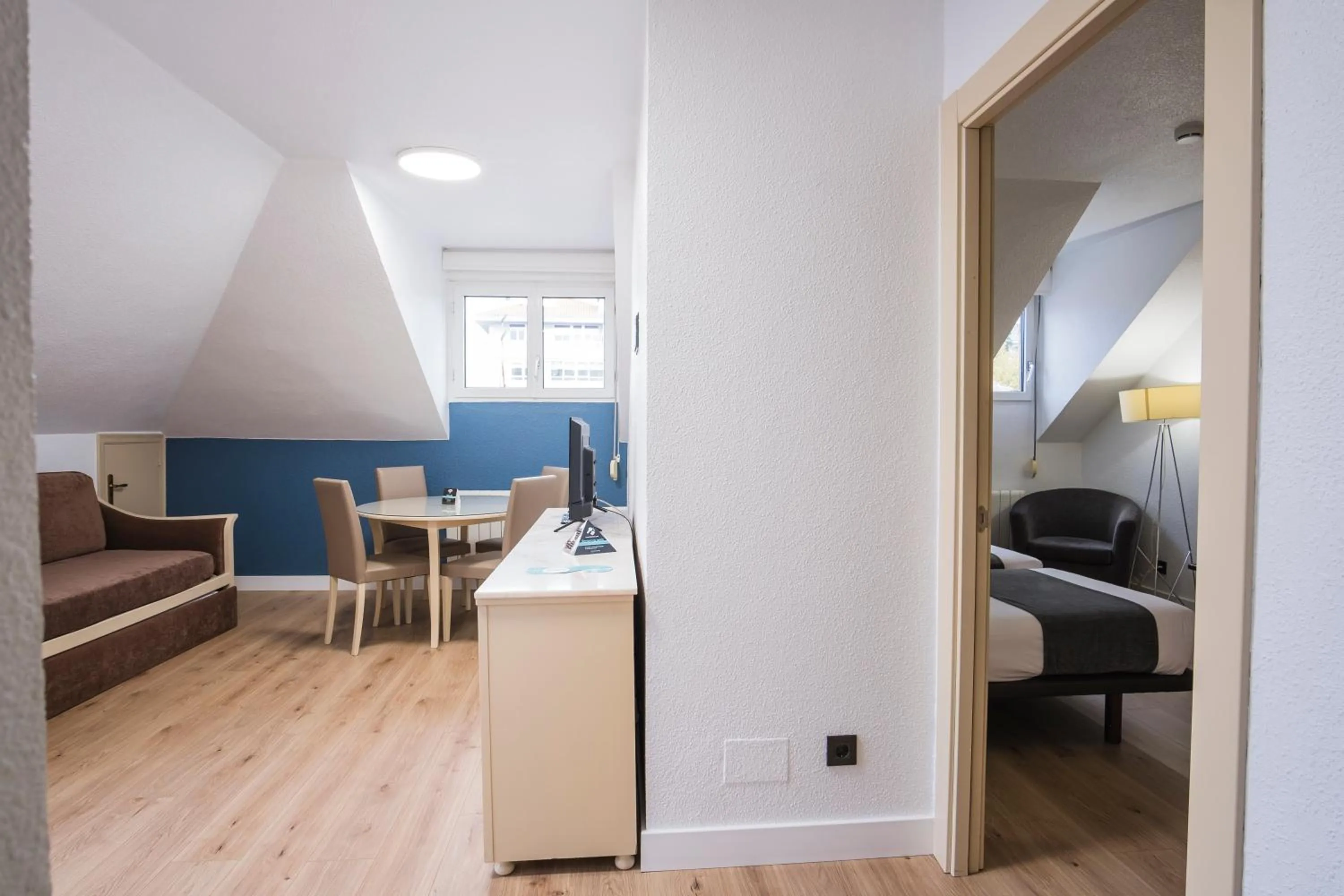 Living room, Bed in Alda Don Carlos