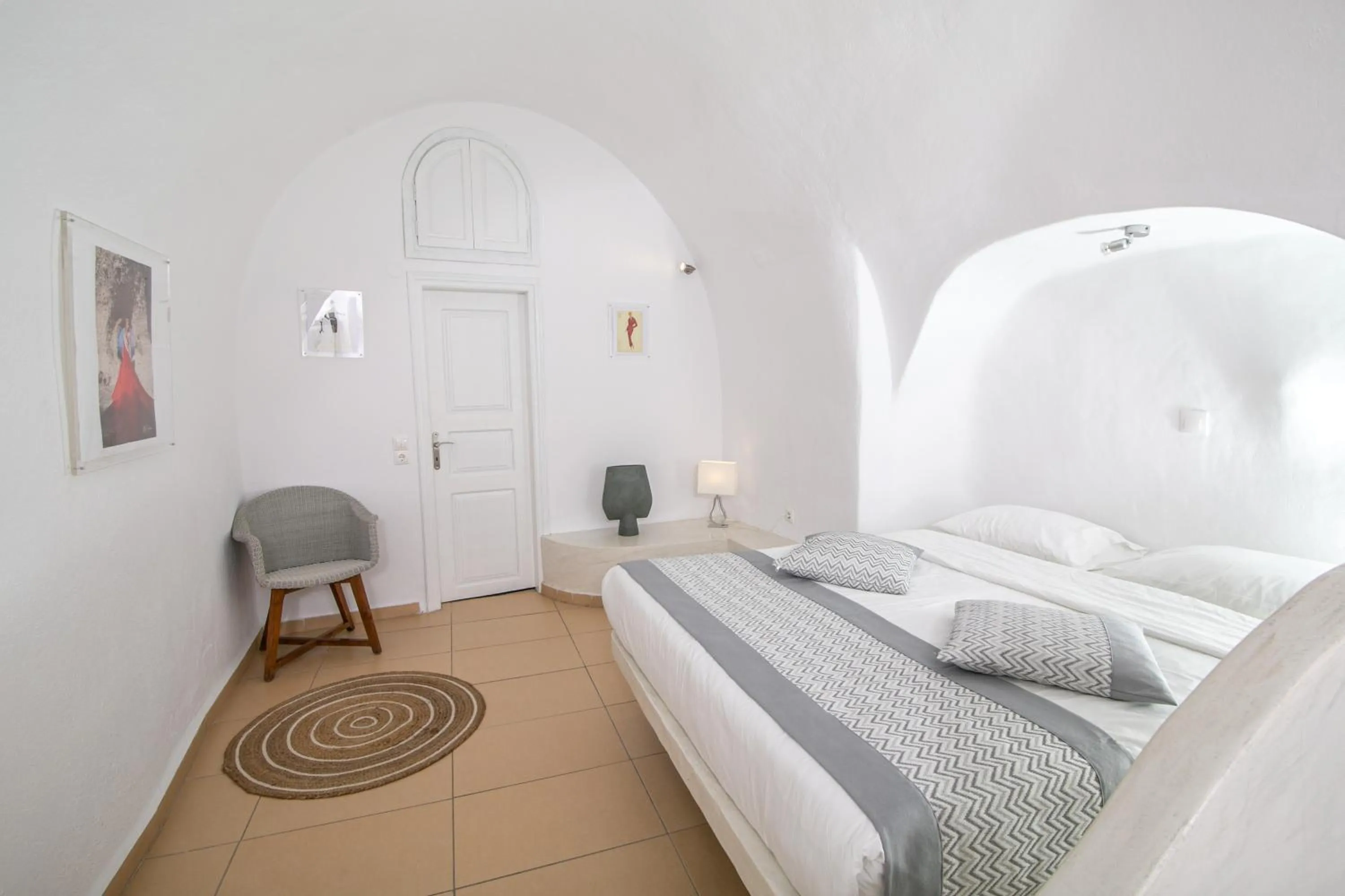 Bedroom, Bed in Vogue Suites