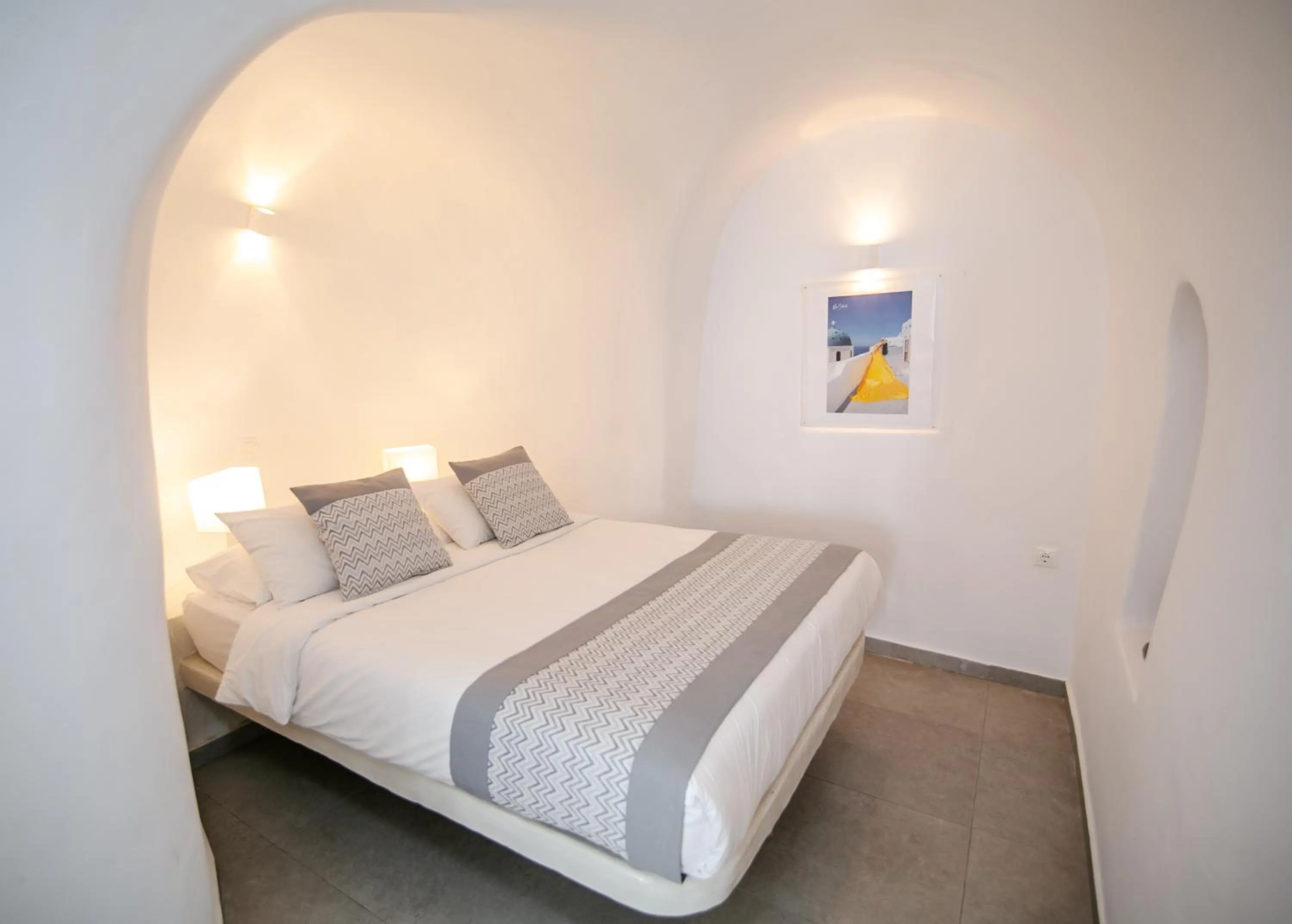 Bedroom, Bed in Vogue Suites