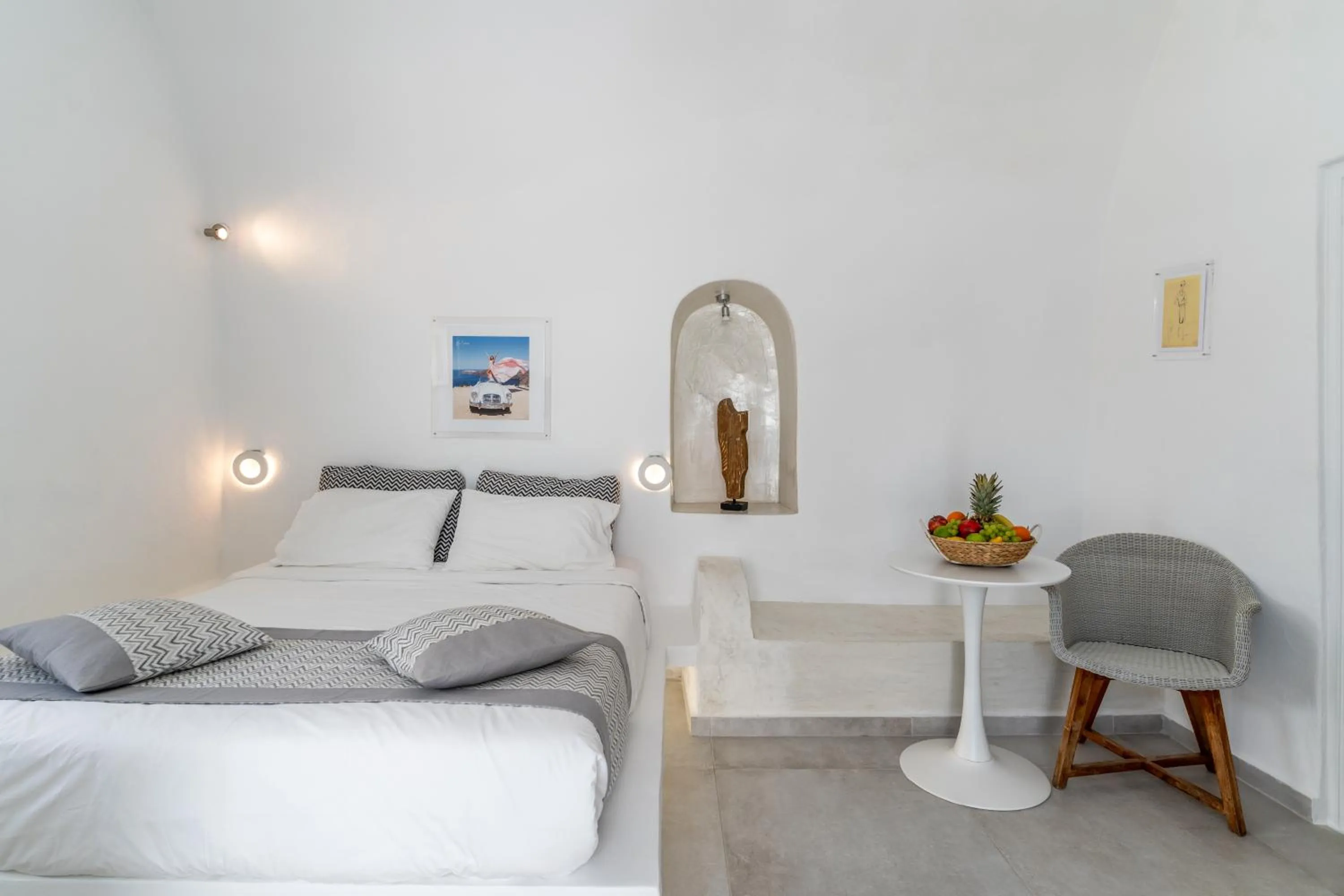 Bedroom, Bed in Vogue Suites