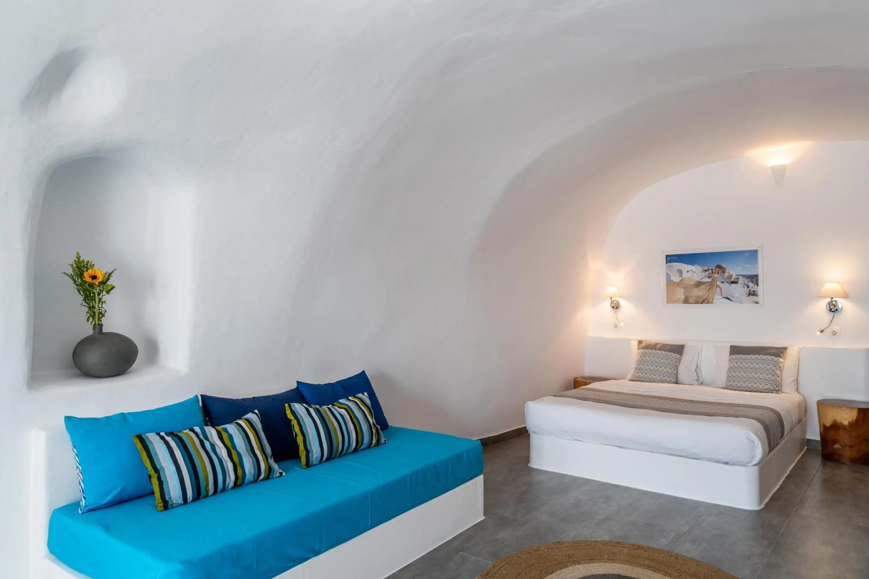 Bedroom, Bed in Vogue Suites