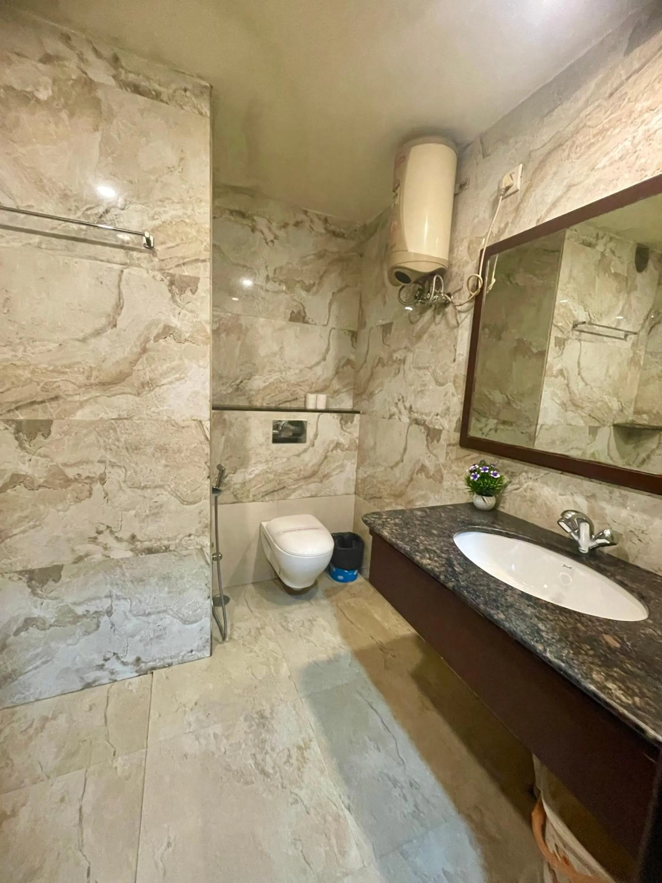 Bathroom in Hotel Tourist Inn By Sagar