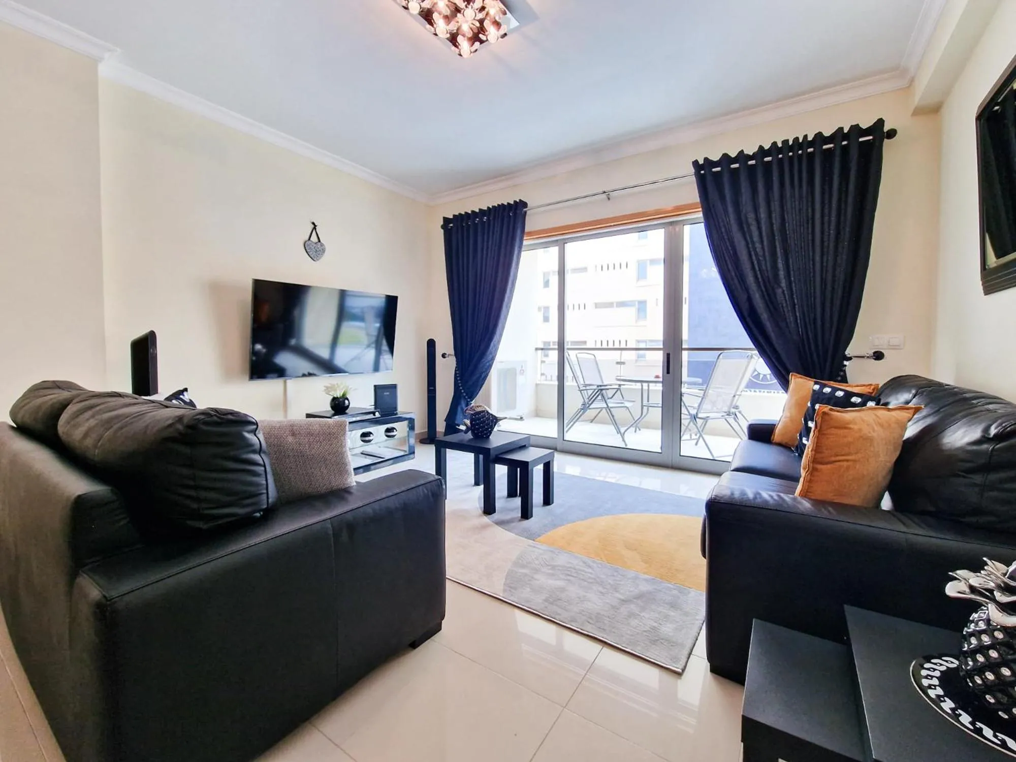 Communal lounge/ TV room in Apartment Rocha Oceano Azul Charming