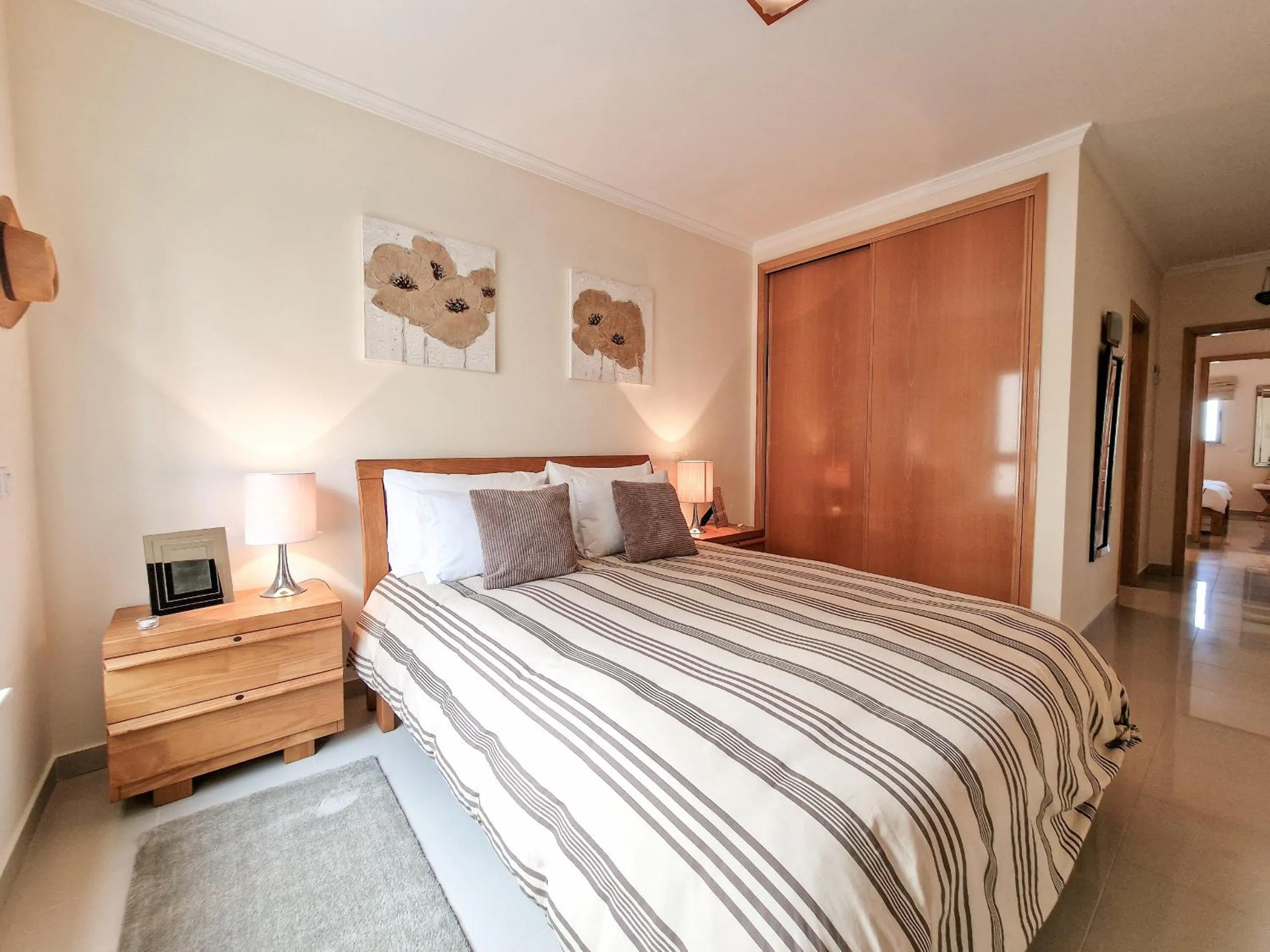 Bed in Apartment Rocha Oceano Azul Charming