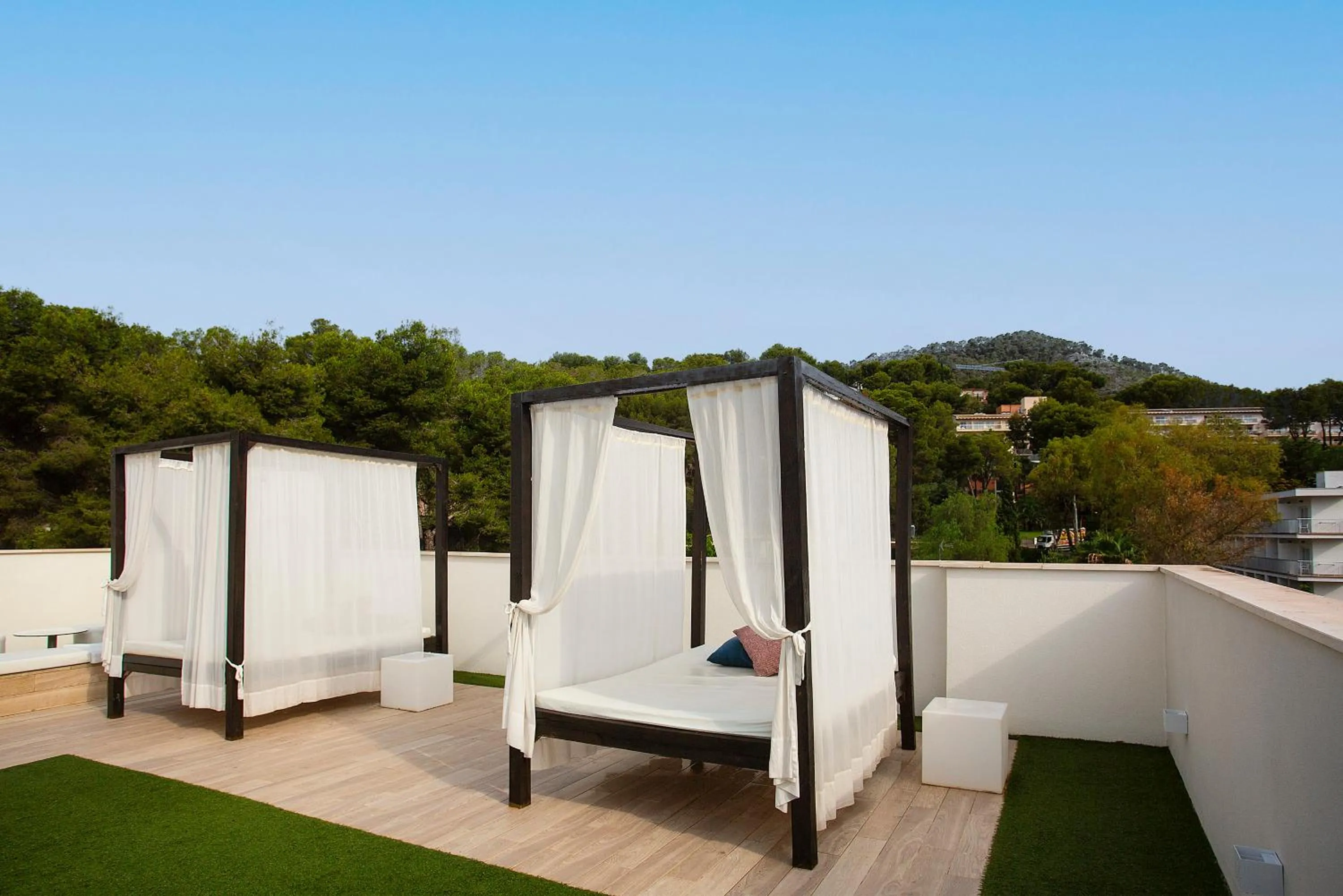 BQ Bulevar Peguera- Adults Only