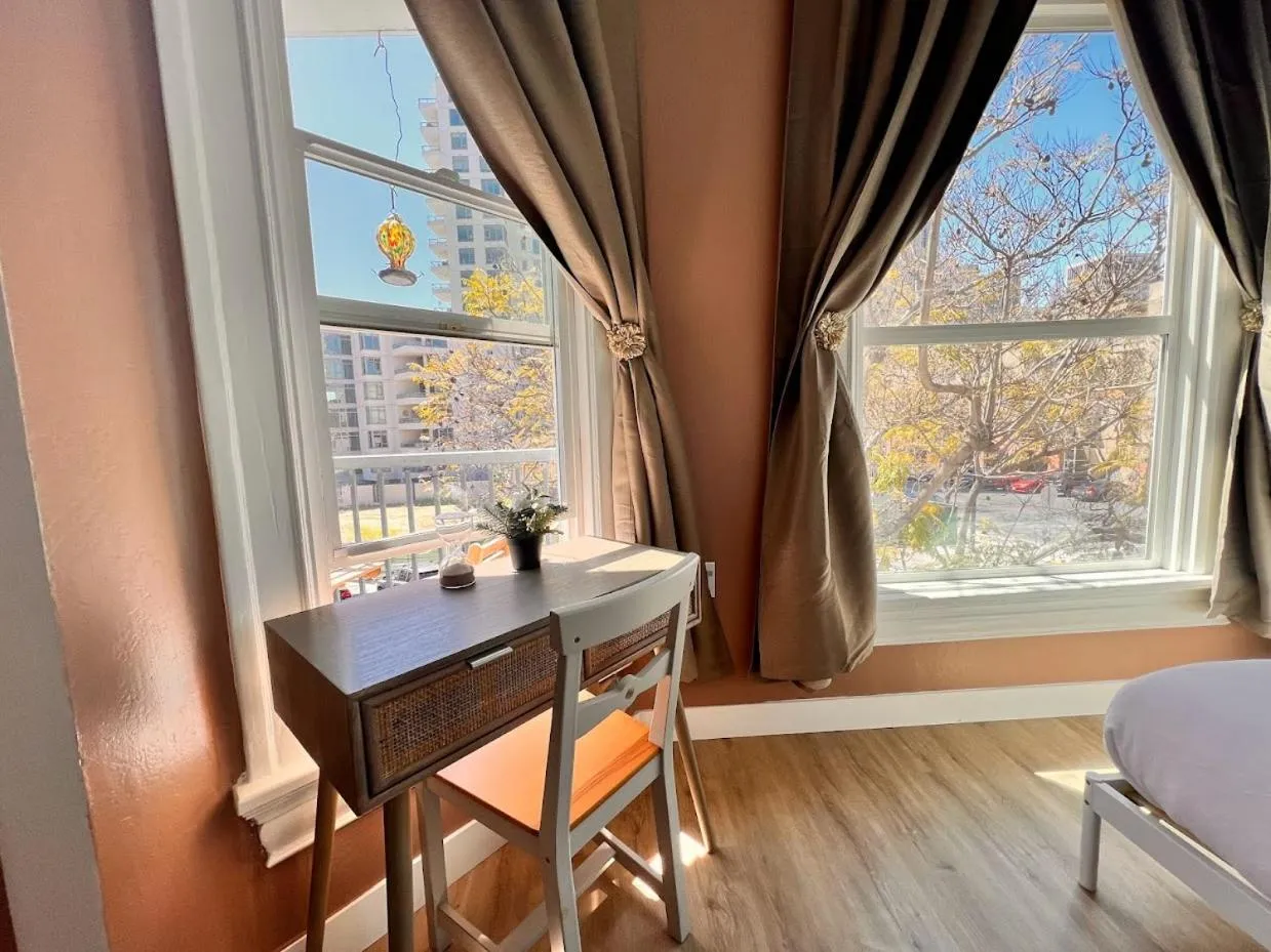 Seating area in Somerset Hotel