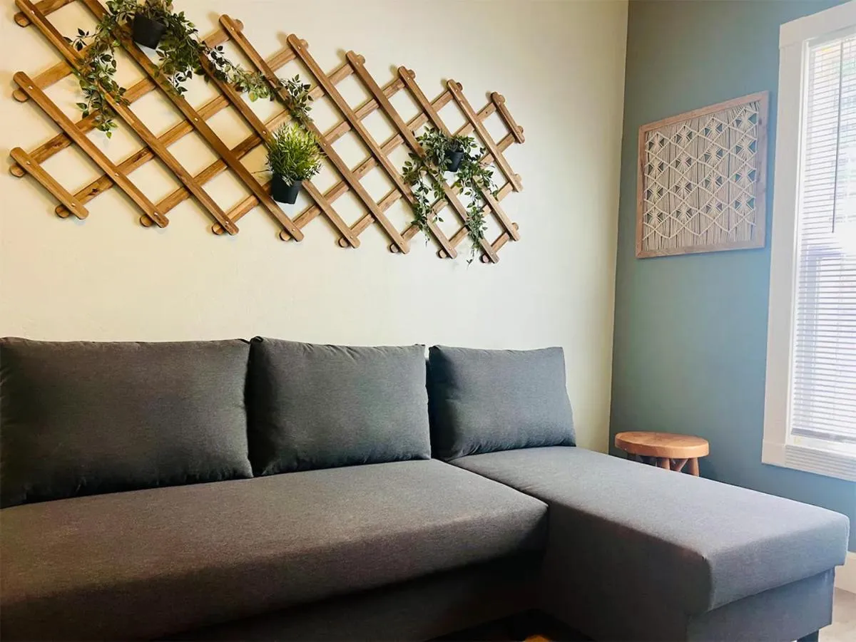 Seating area in Somerset Hotel