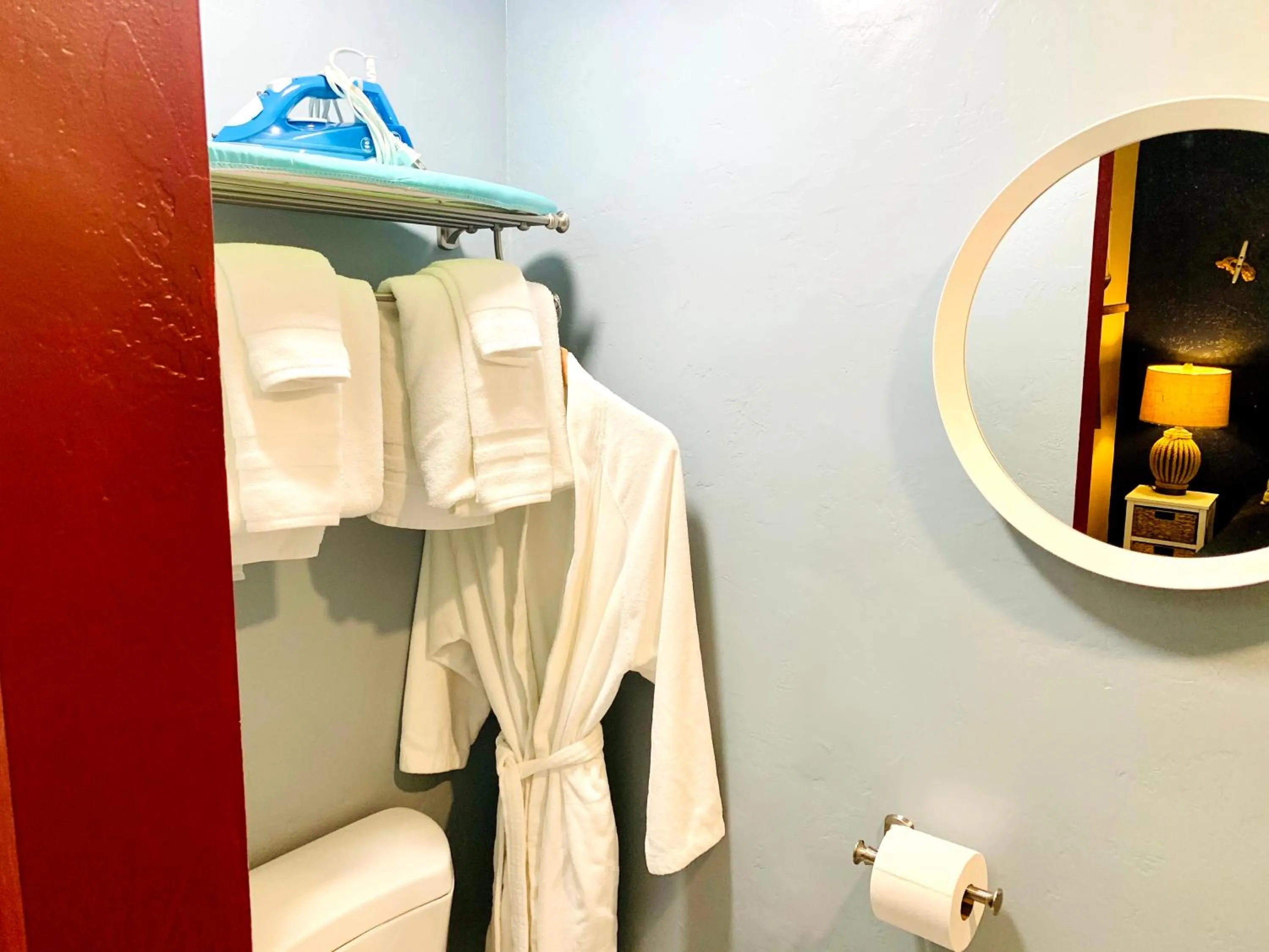 wardrobe in Somerset Hotel