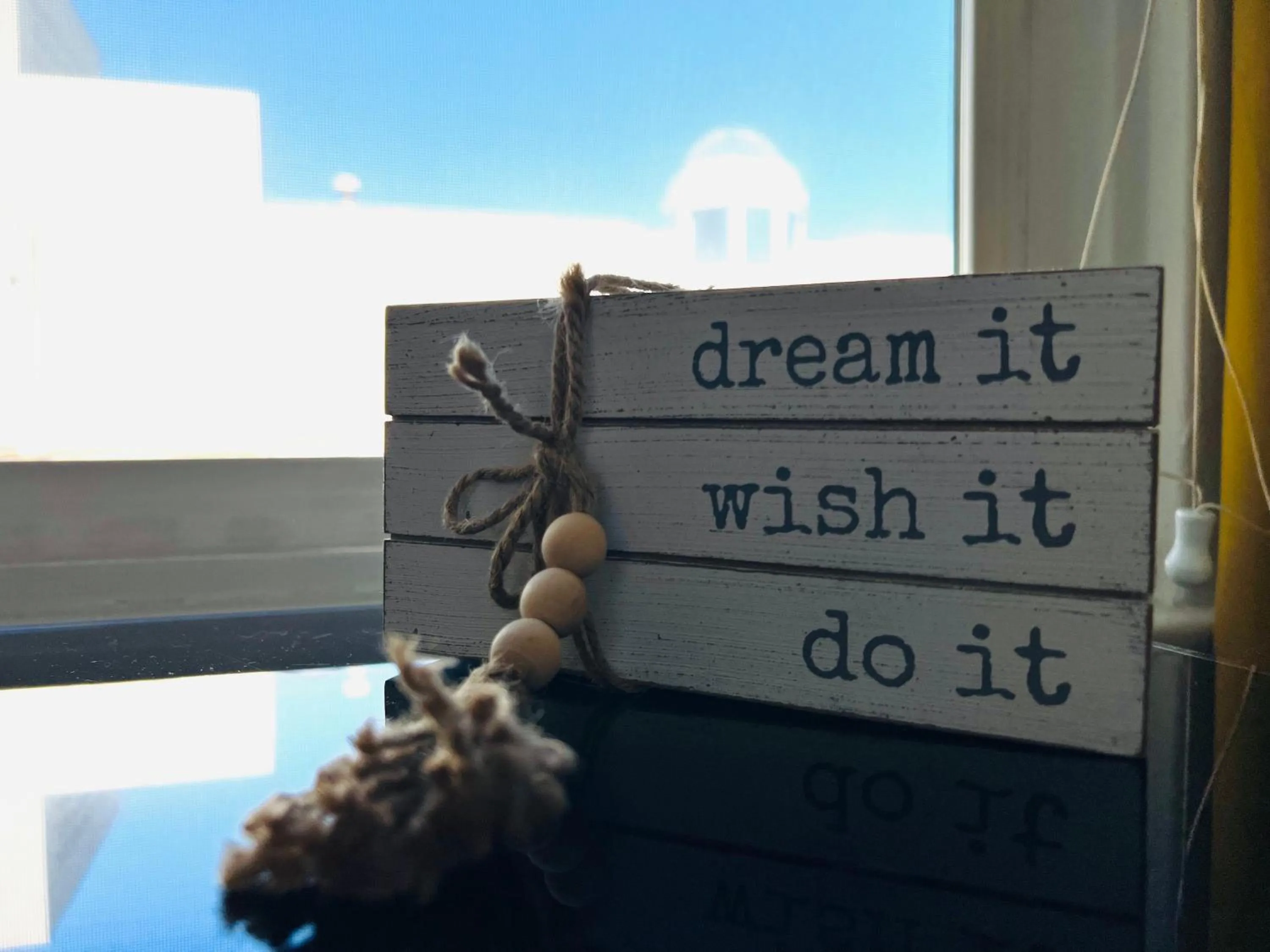 Text overlay in Somerset Hotel