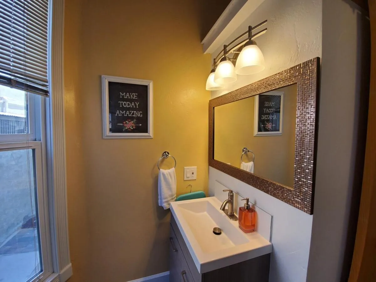 Bathroom in Somerset Hotel