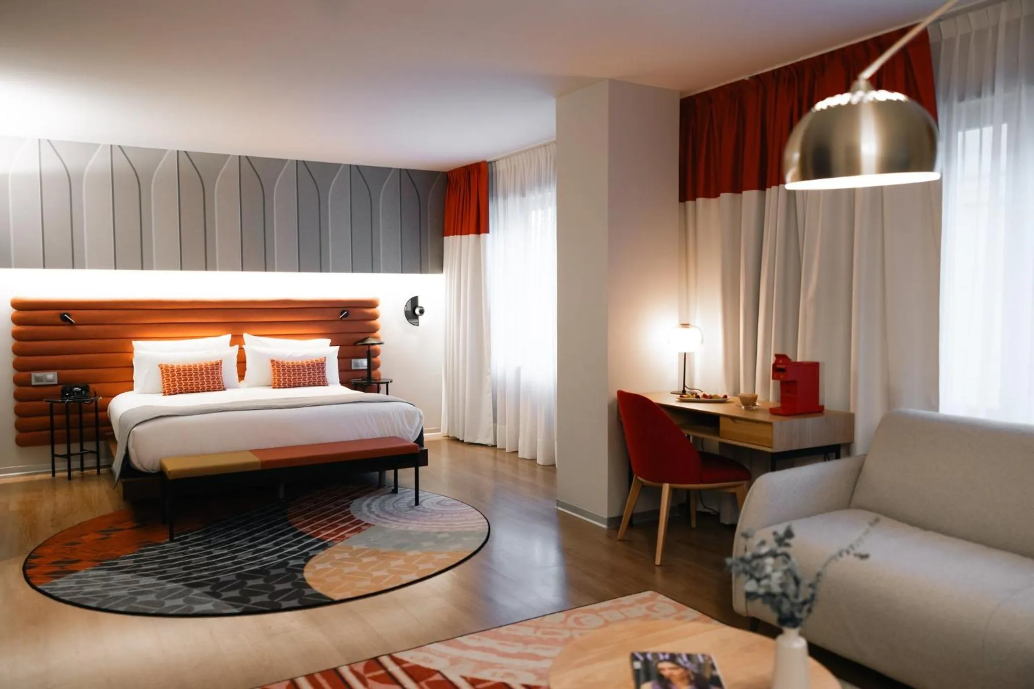 Photo of the whole room, Bed in Hotel Indigo Barcelona Plaza Espana by IHG