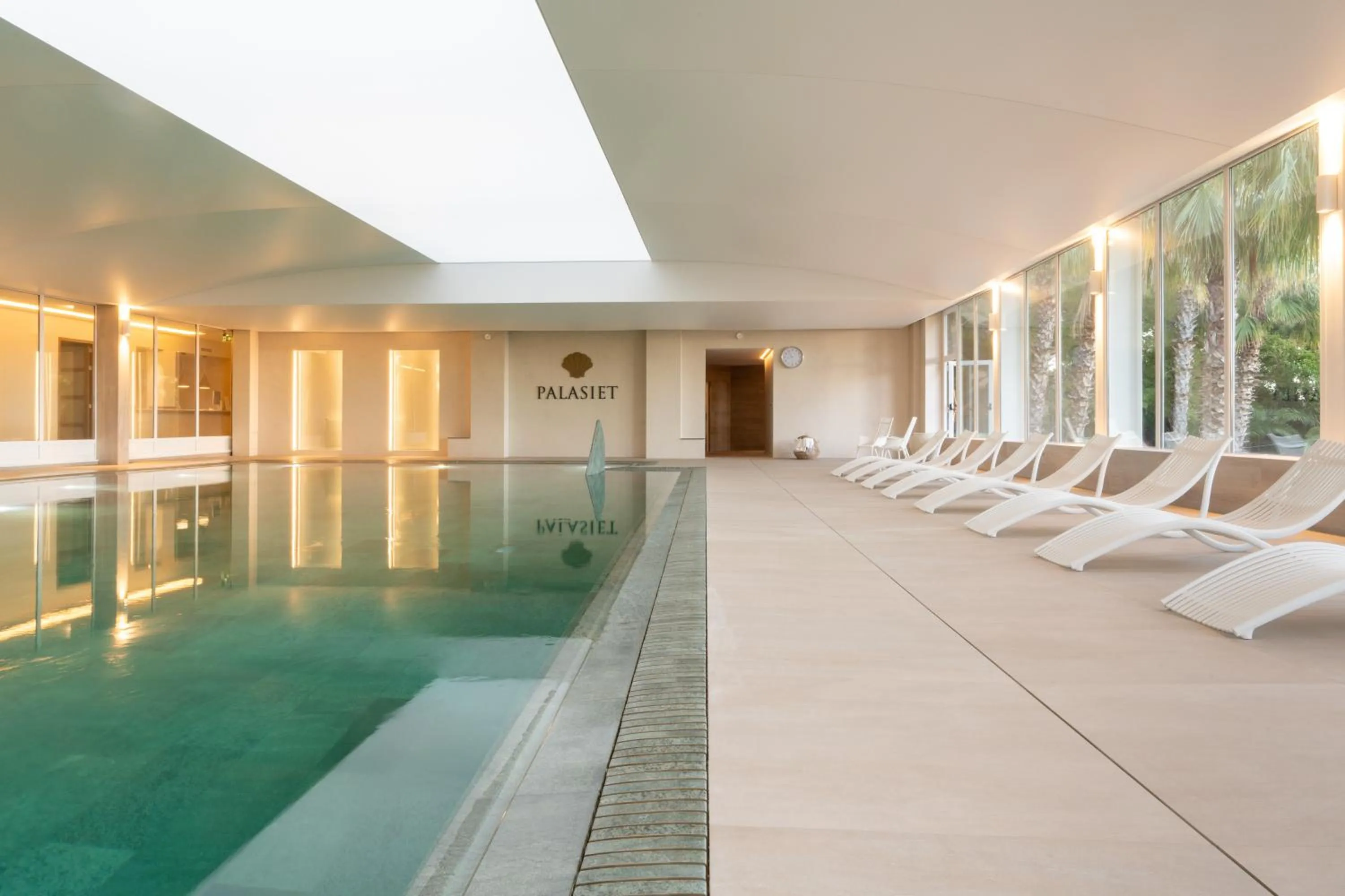 Spa and wellness centre/facilities in PALASIET Wellness Clinic&Thalasso 4 SUP