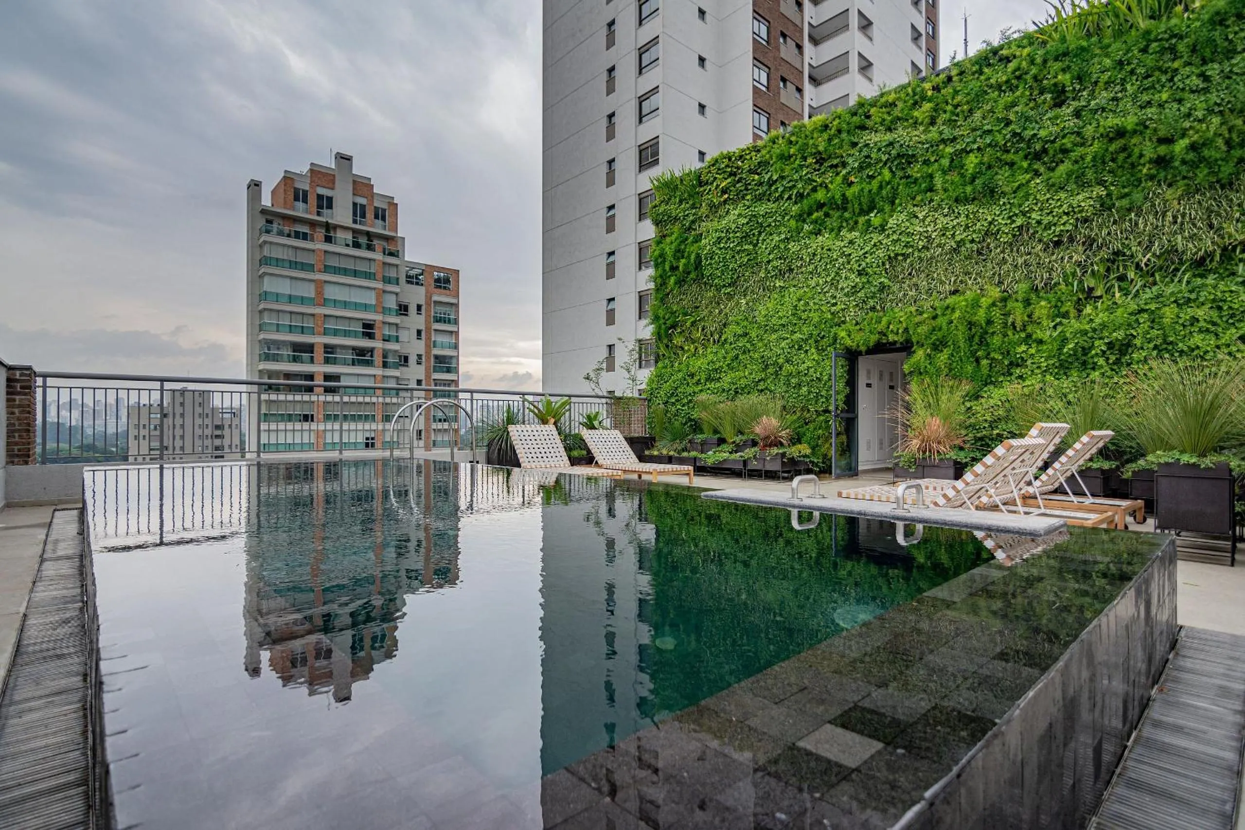 Canal do Anfitrião | Studios Jauperi