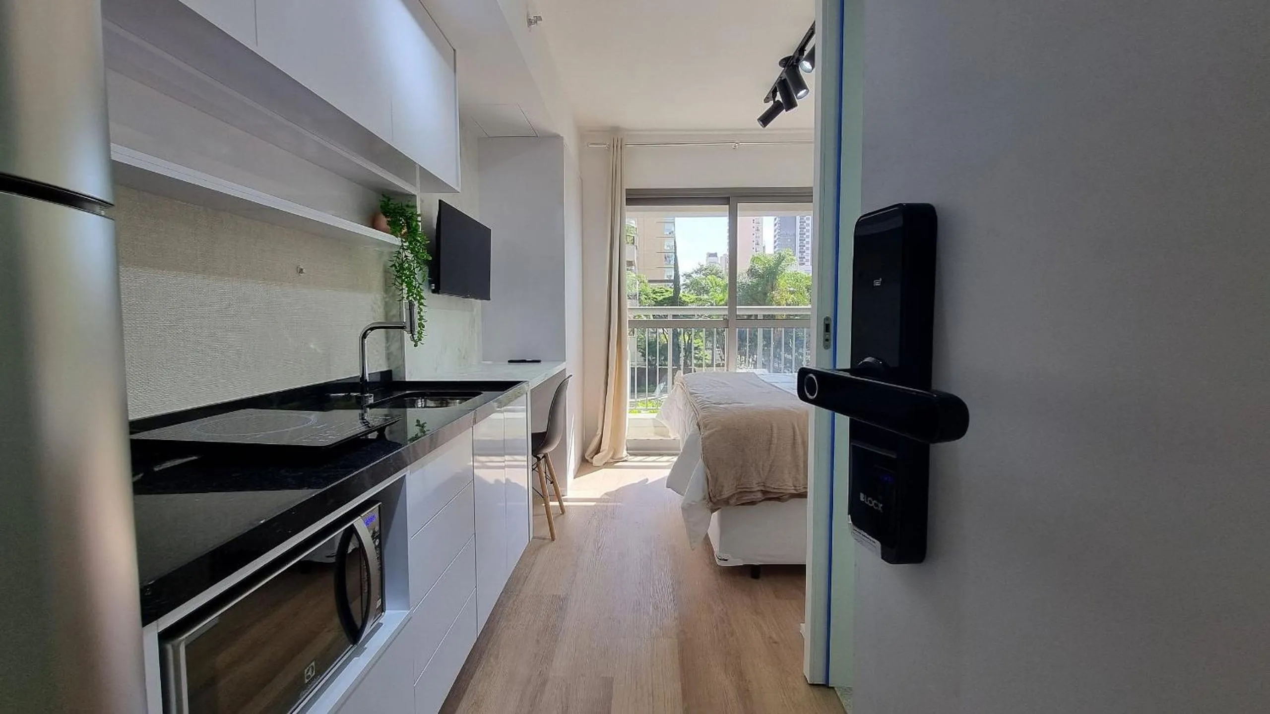 Canal do Anfitrião | Studios Jauperi