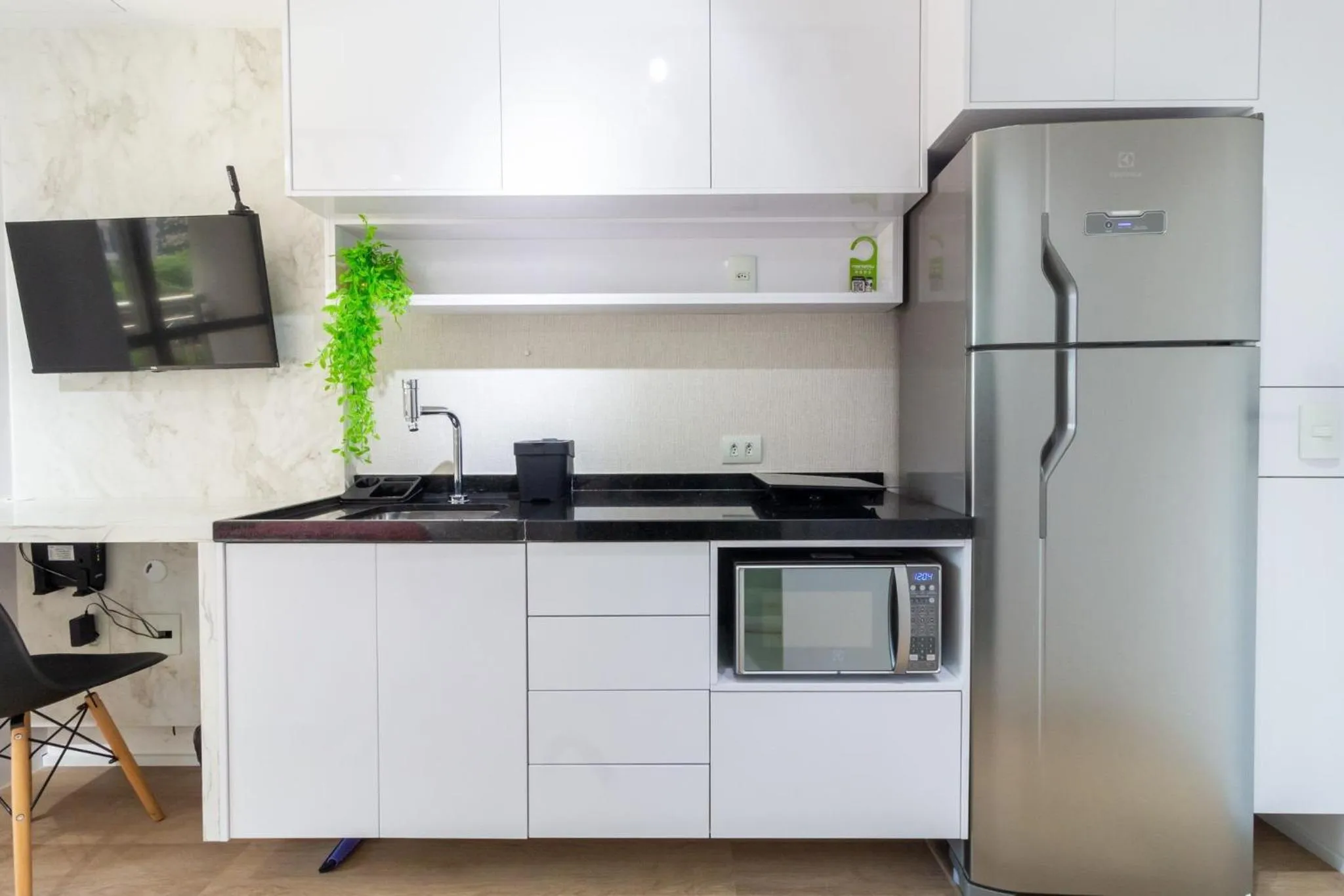 Canal do Anfitrião | Studios Jauperi