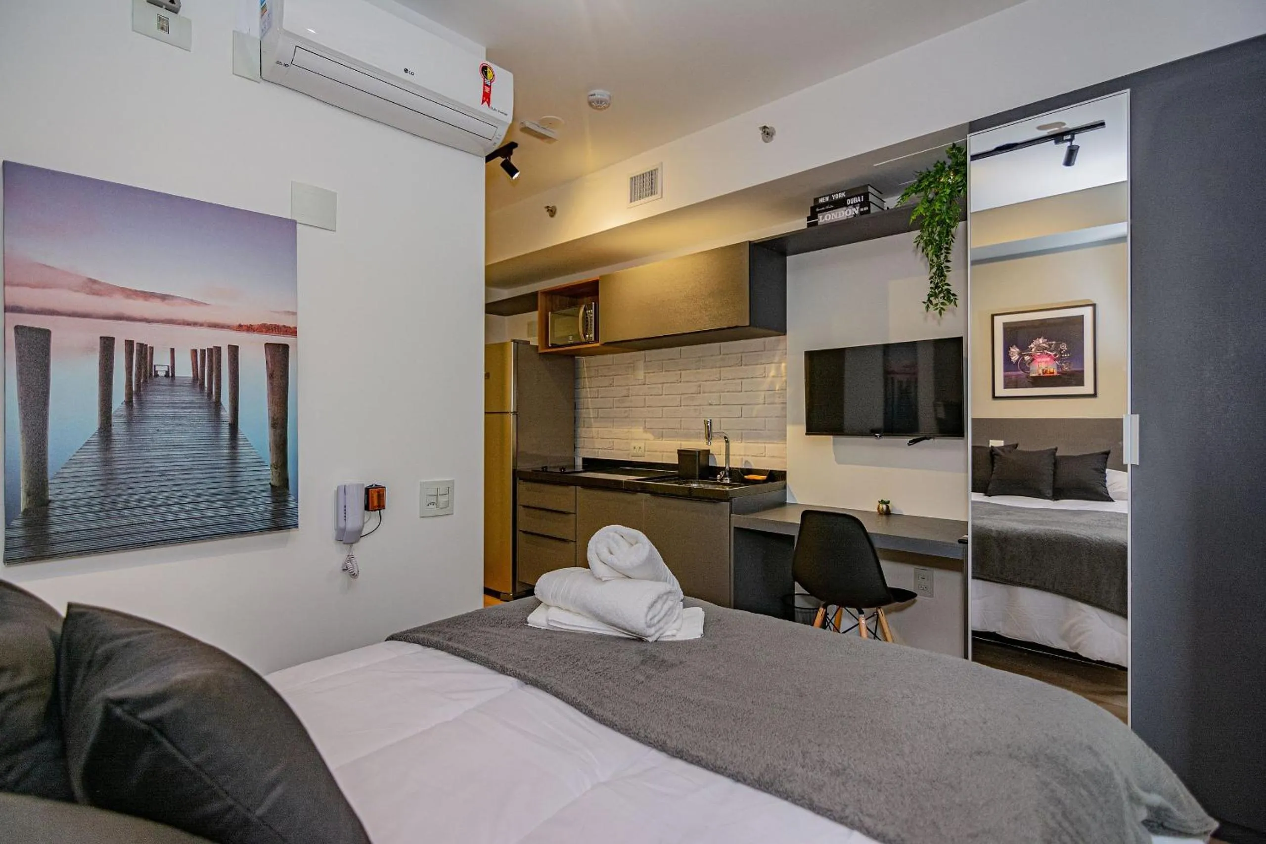 Bed in Canal do Anfitrião | Studios Jauperi