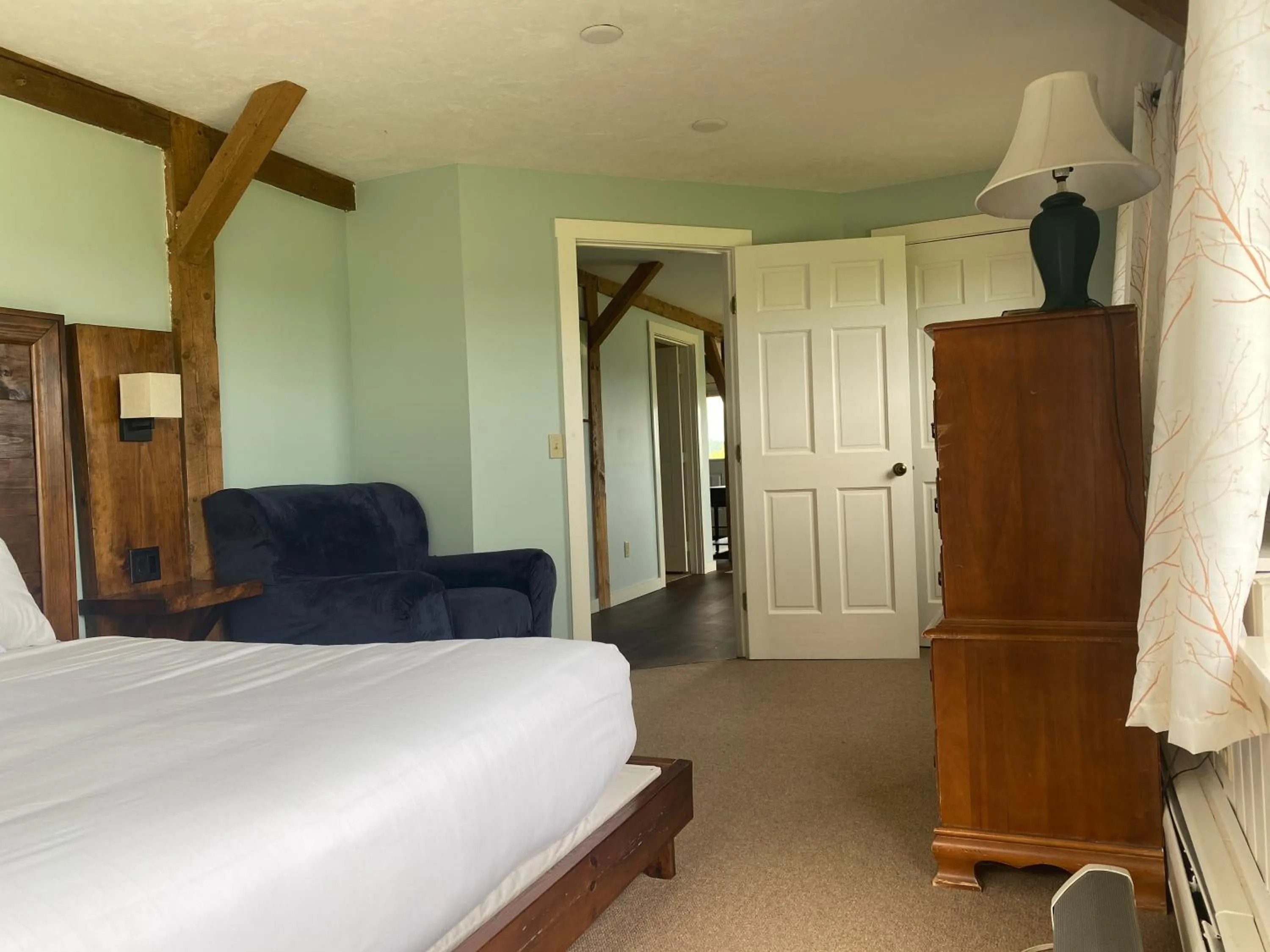 Bedroom, Bed in The Wildflower Inn