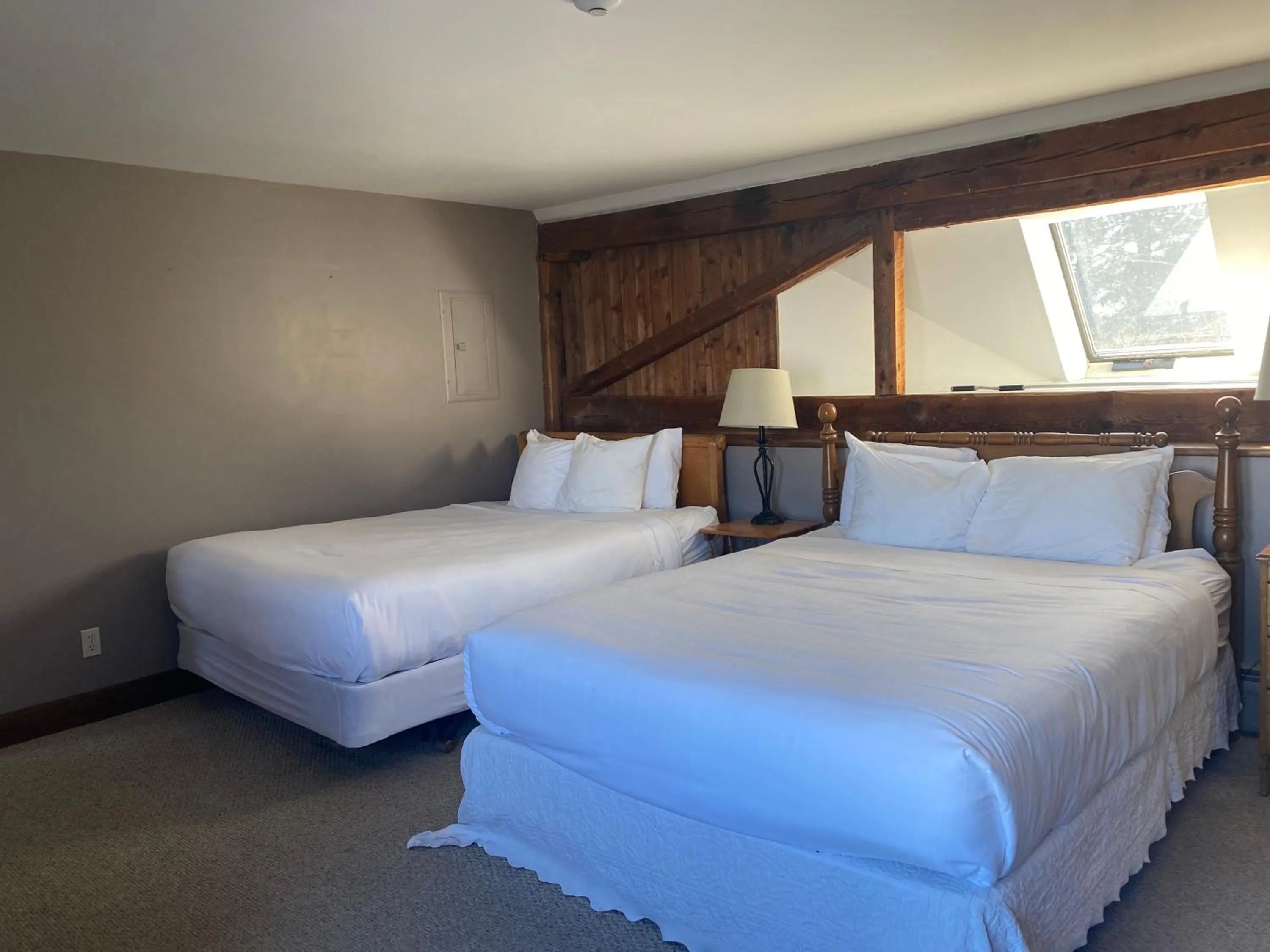 Bedroom, Bed in The Wildflower Inn