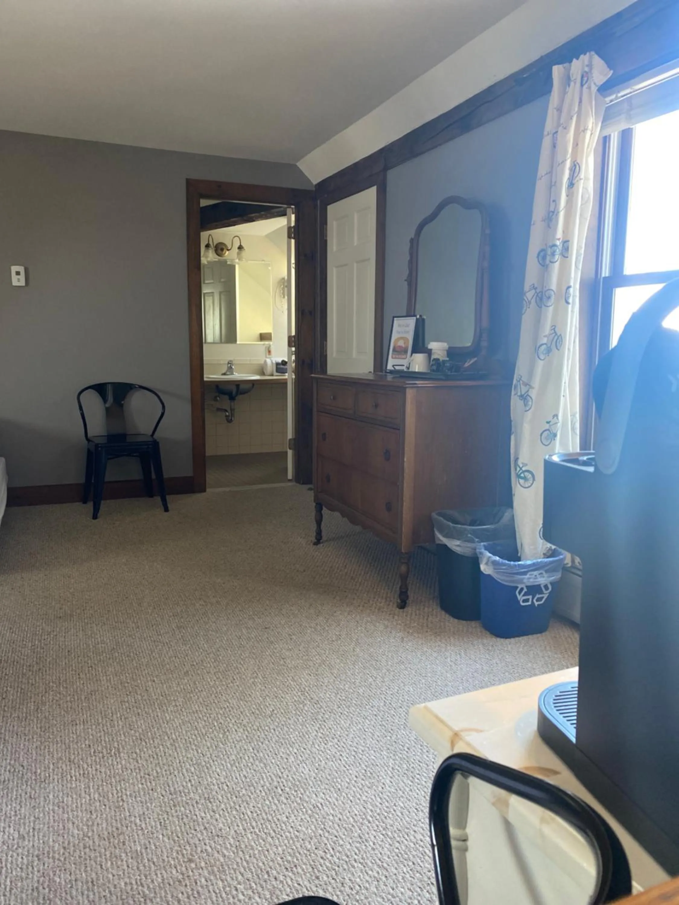 hair dresser in The Wildflower Inn