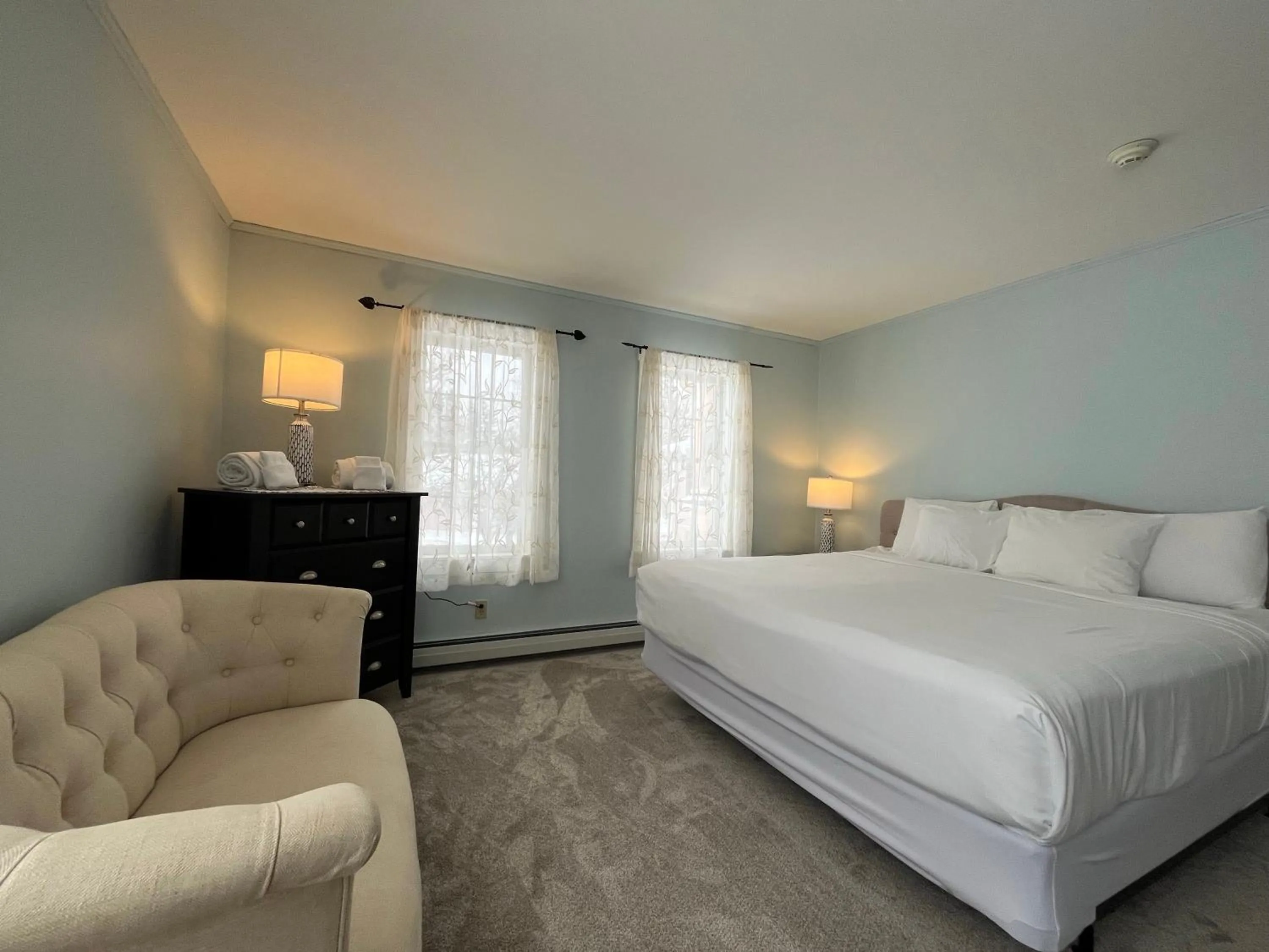 Bedroom, Bed in The Wildflower Inn