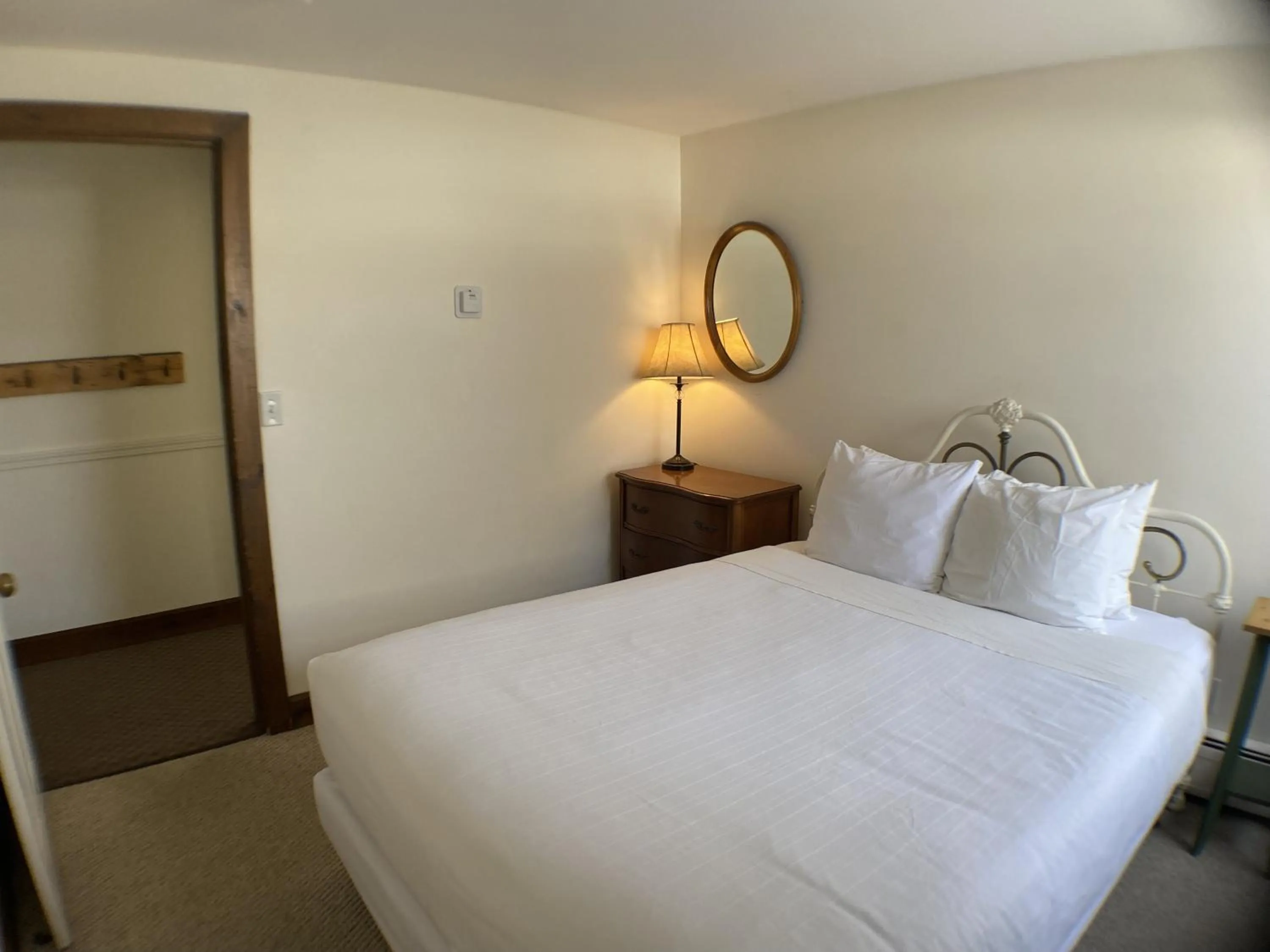 Bedroom, Bed in The Wildflower Inn