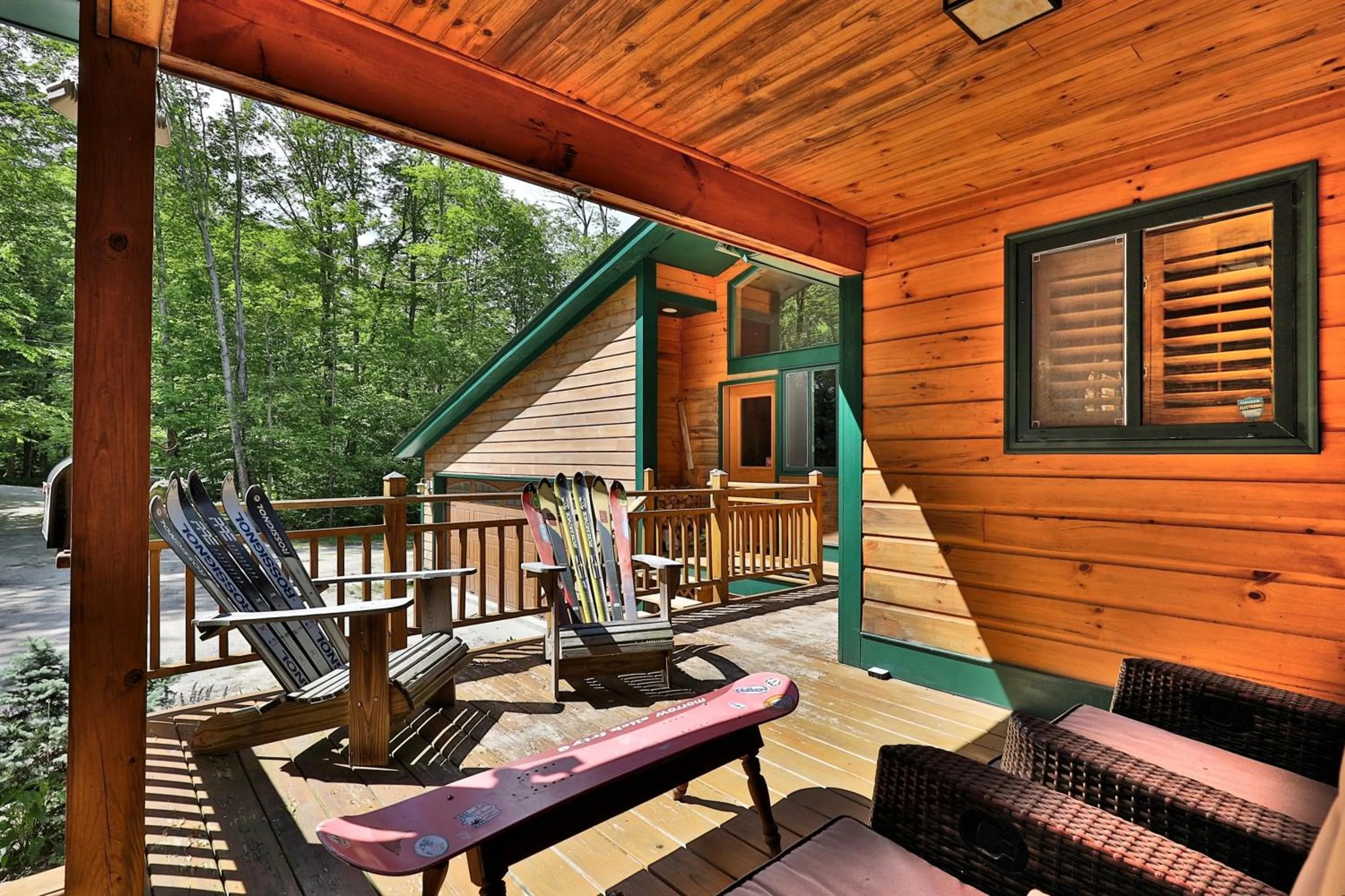 Tanglewood Chalet- 4 BR 4 BA Family Home in Killington, Perfect for Groups home