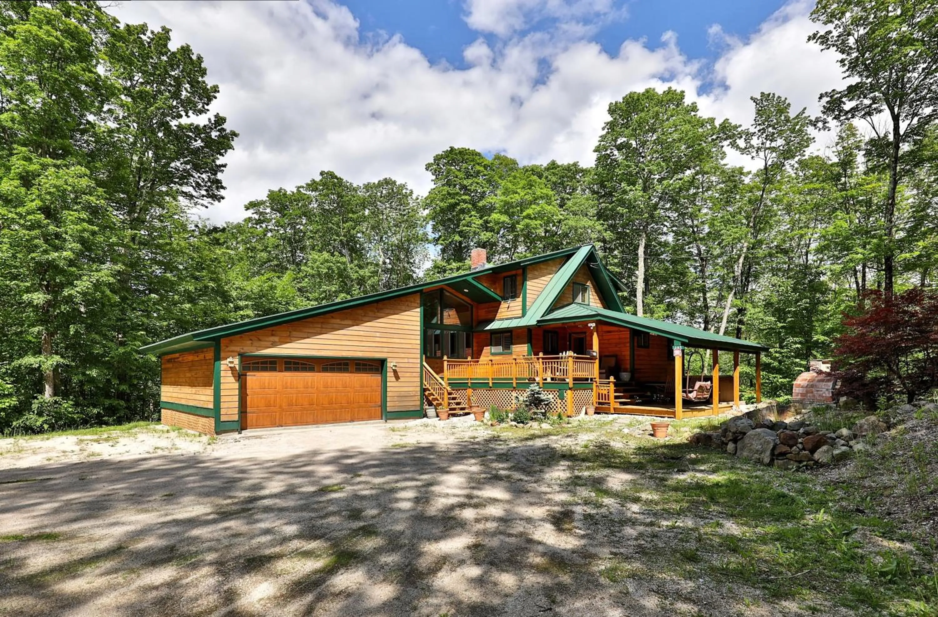 Tanglewood Chalet- 4 BR 4 BA Family Home in Killington, Perfect for Groups home