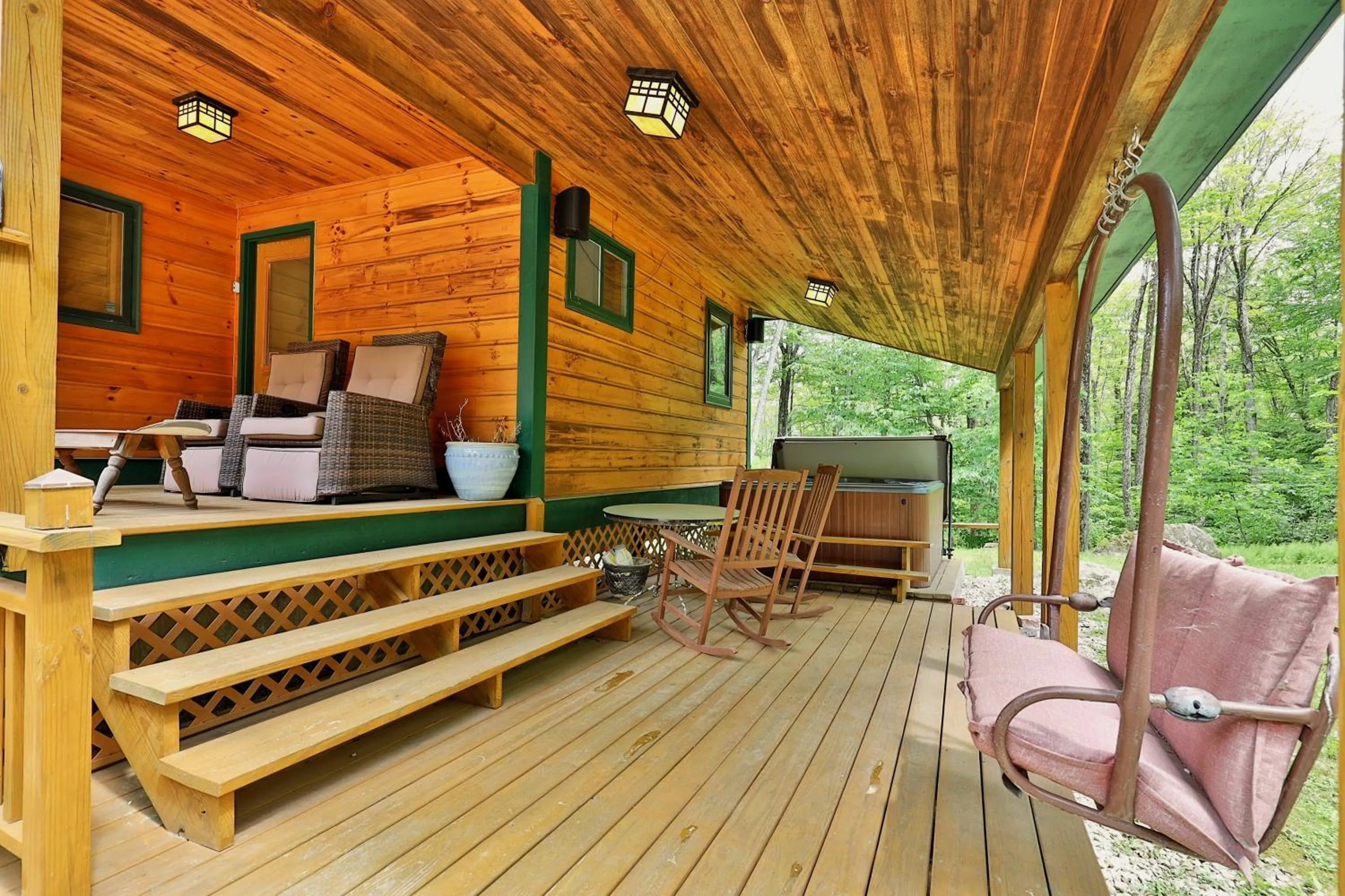 Tanglewood Chalet- 4 BR 4 BA Family Home in Killington, Perfect for Groups home