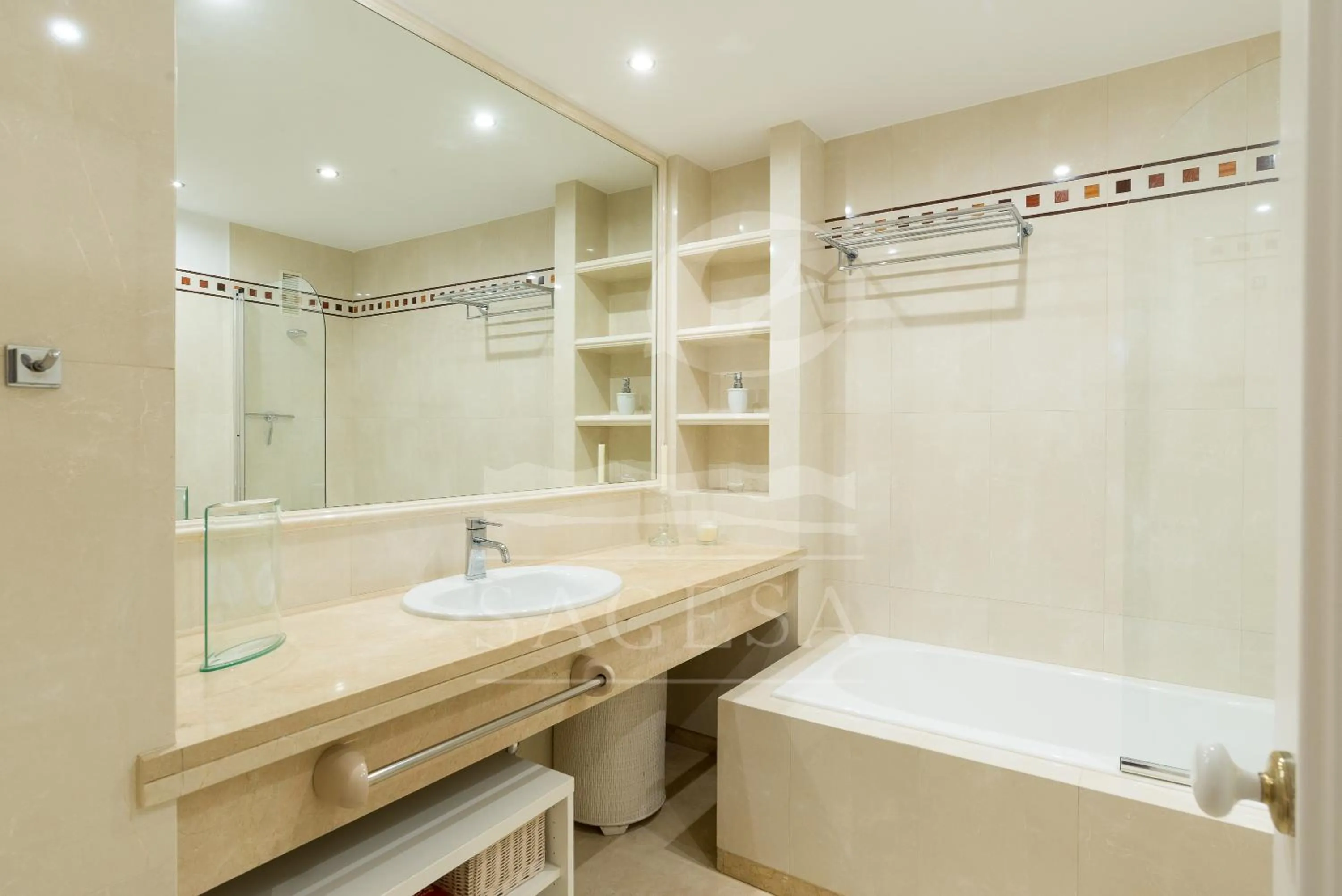 Bathroom in Jardines de las Golondrinas