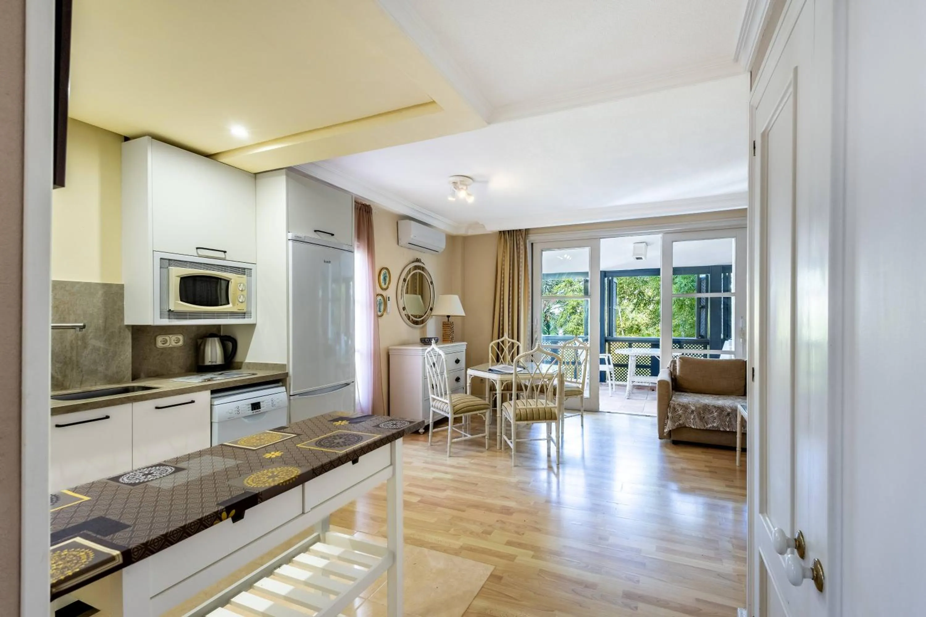 kitchen in Jardines de las Golondrinas