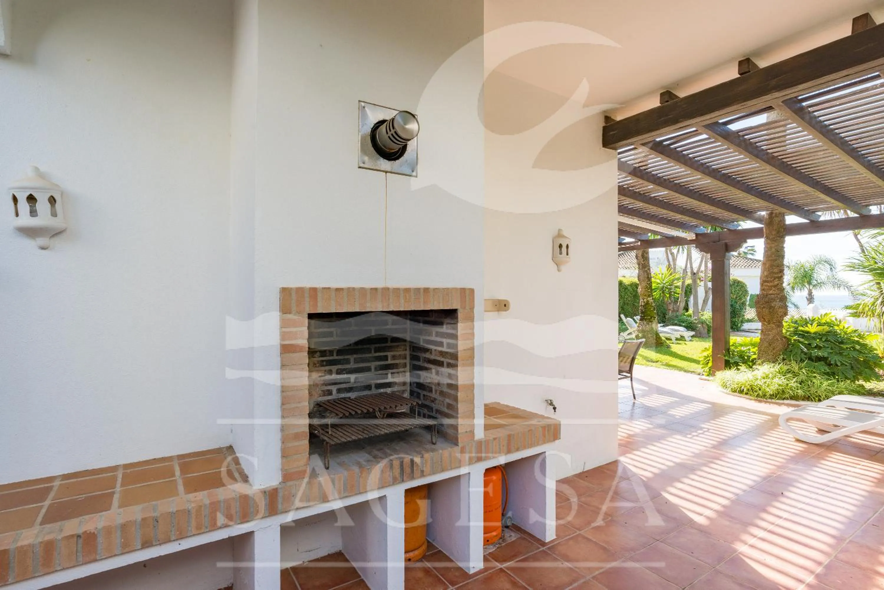 BBQ facilities in Jardines de las Golondrinas