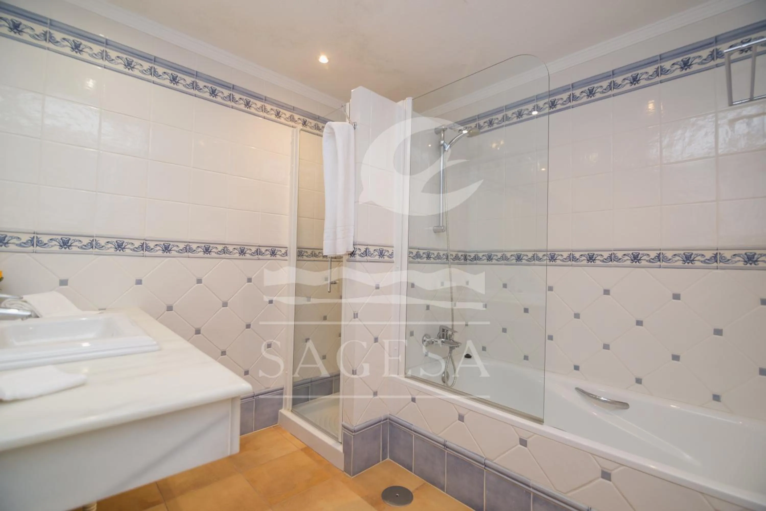 Bathroom in Jardines de las Golondrinas