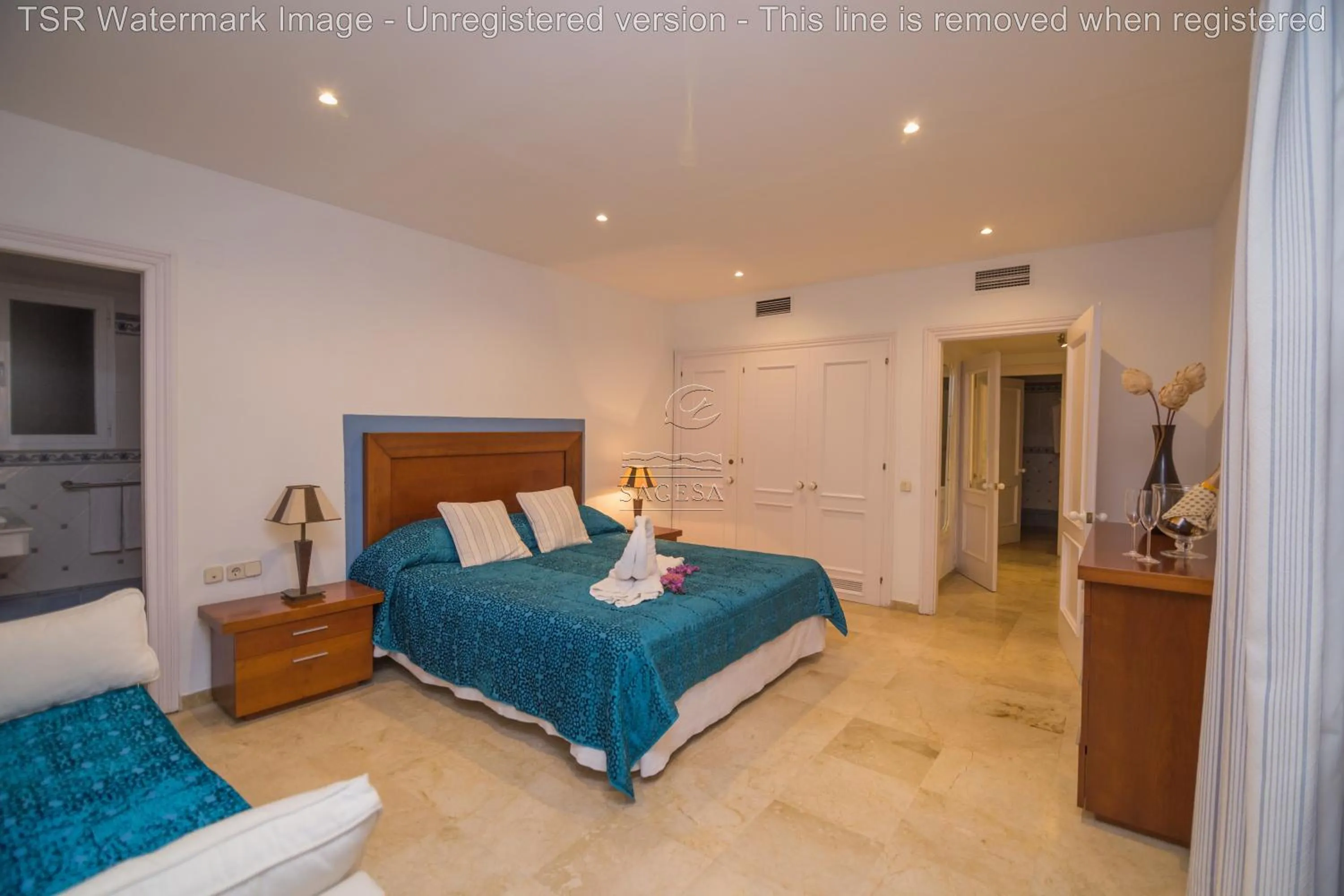 Bedroom, Bed in Jardines de las Golondrinas