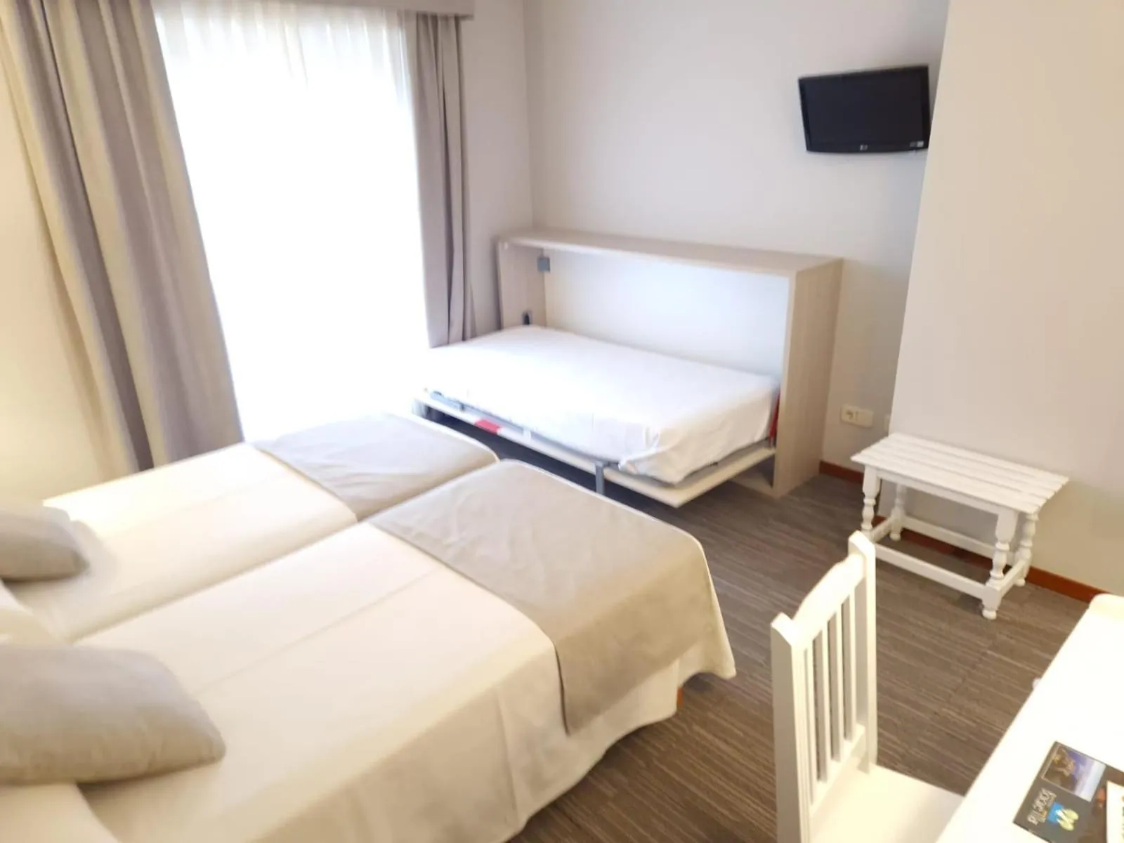 Bed in Hotel Spa Bosque mar