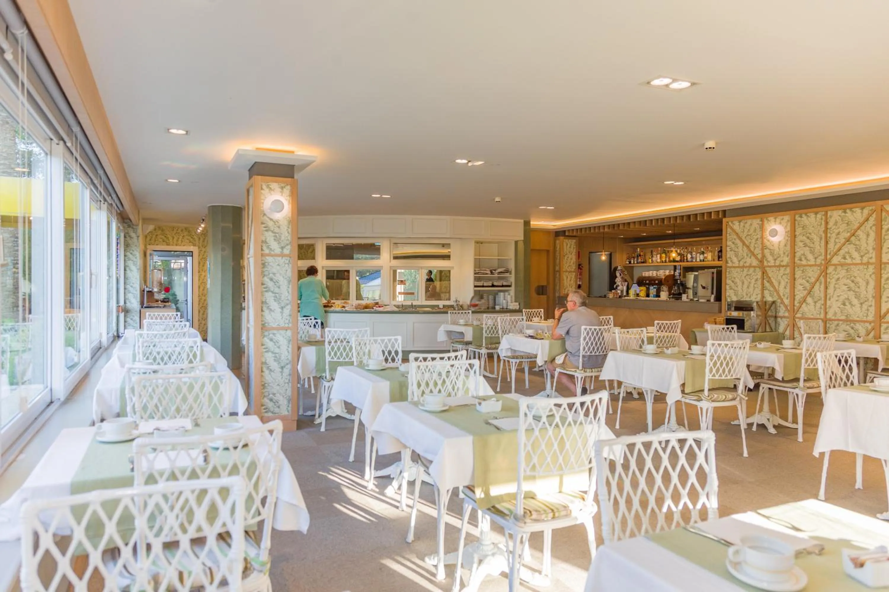 Food and drinks in Hotel Spa Bosque mar