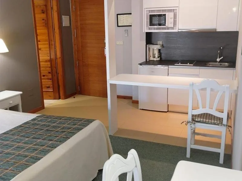 Bed in Hotel Spa Bosque mar