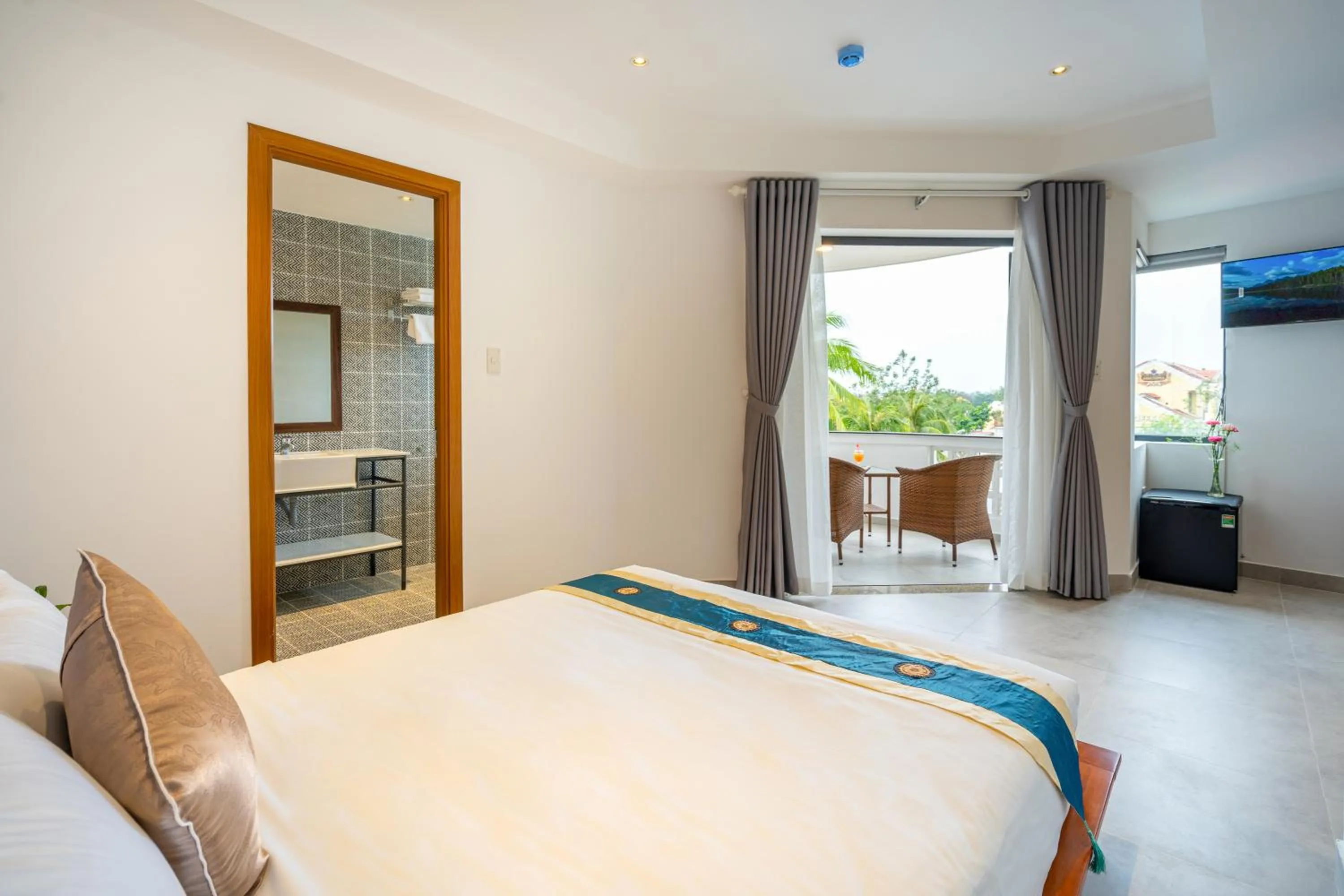 Bedroom, Bed in The Present River Villa Hoi An