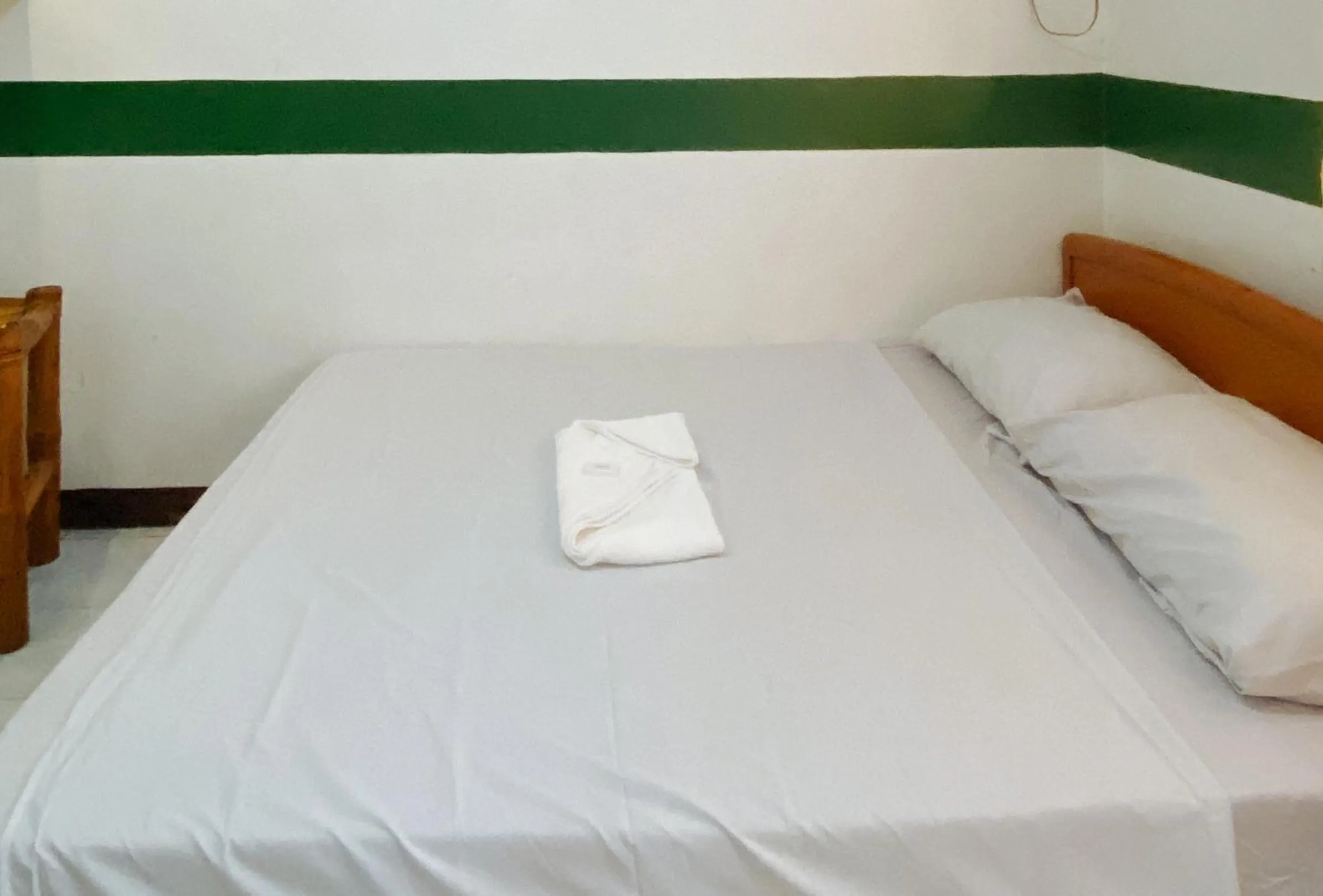 Bedroom, Bed in RedDoorz @ Classique Pan Oriental Hotel and Resort Batangas