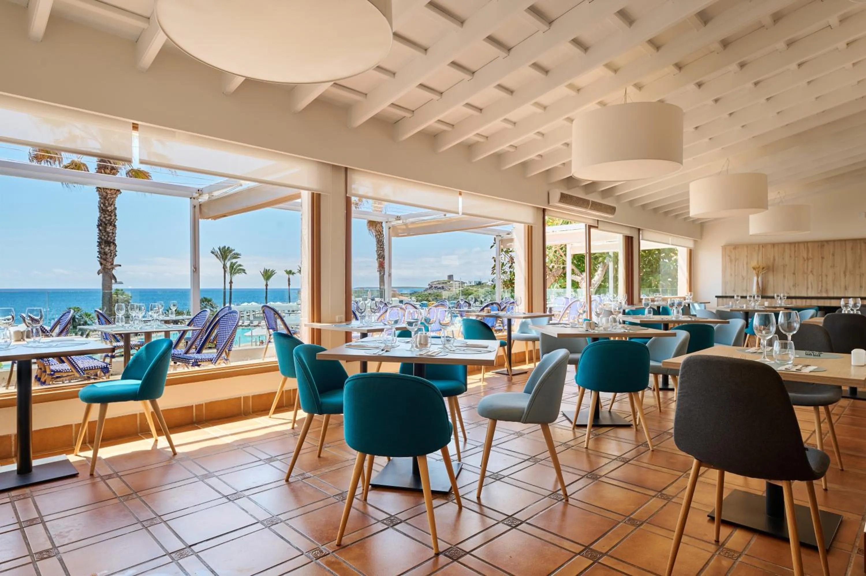 Restaurant/places to eat in AluaSoul Menorca - Adults Only