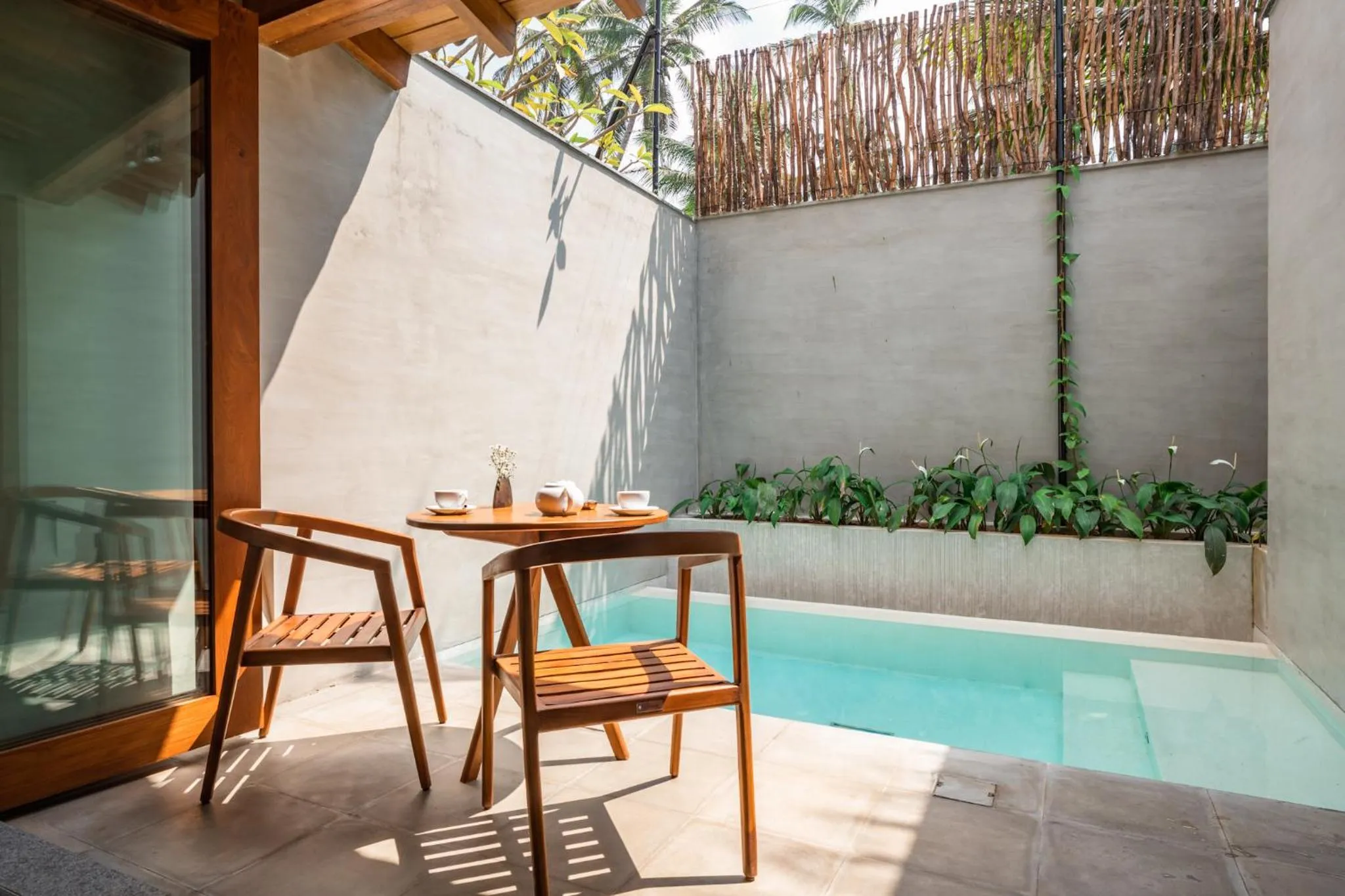 Pool view in Villa Thamburu, Bentota