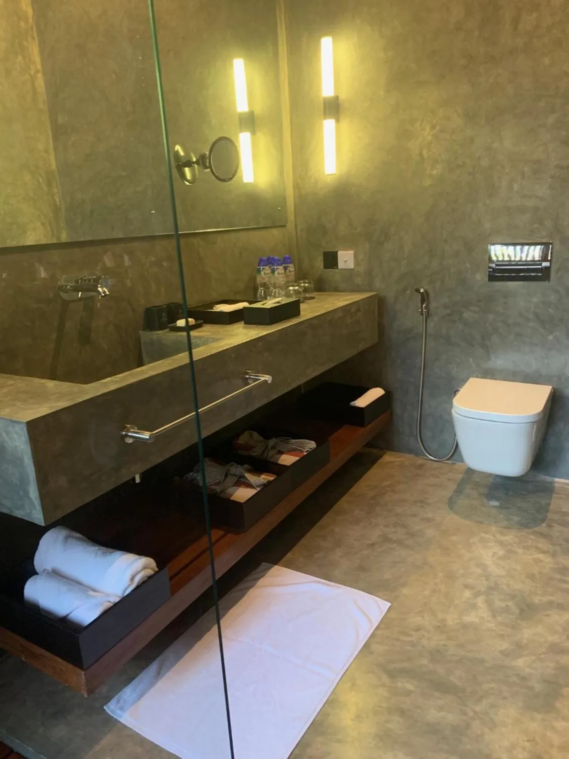 Bathroom in Villa Thamburu, Bentota