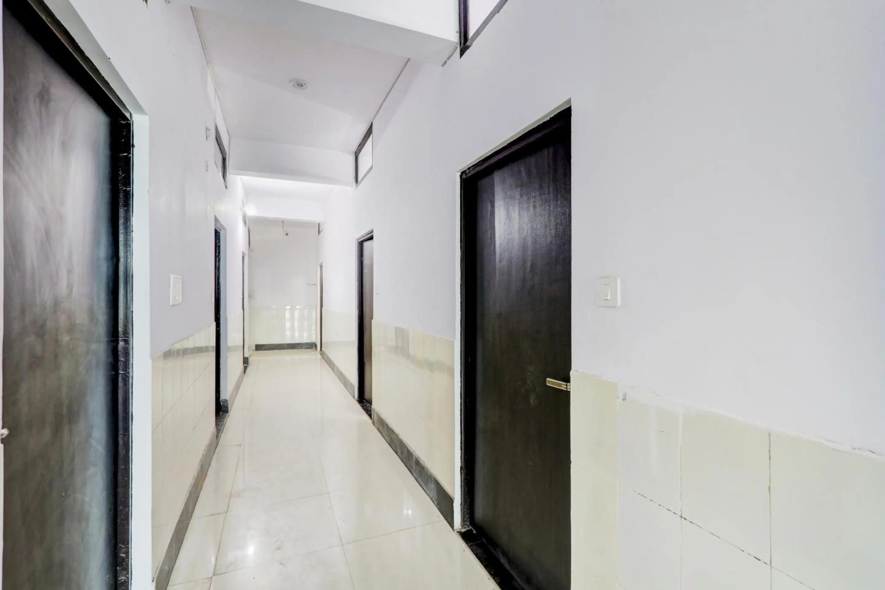 Lobby or reception in Hotel O SRV Palace