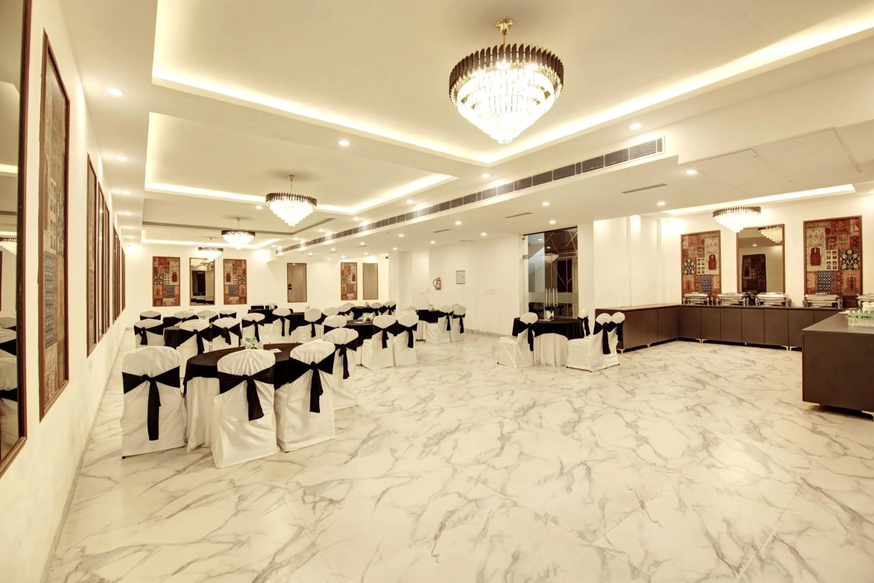 Banquet/Function facilities in Saltstayz Select - Huda City Center