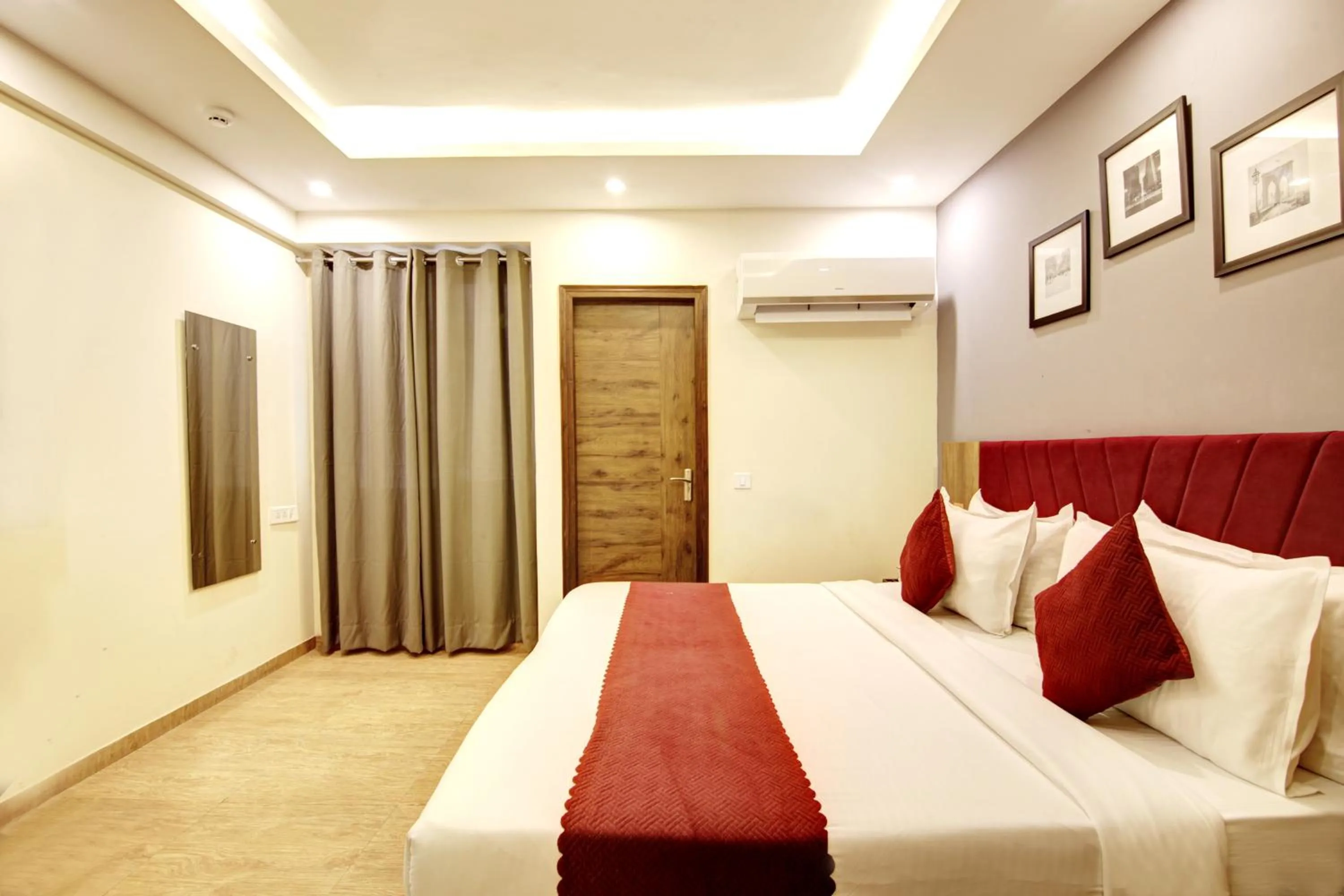 Bed in Saltstayz Select - Huda City Center