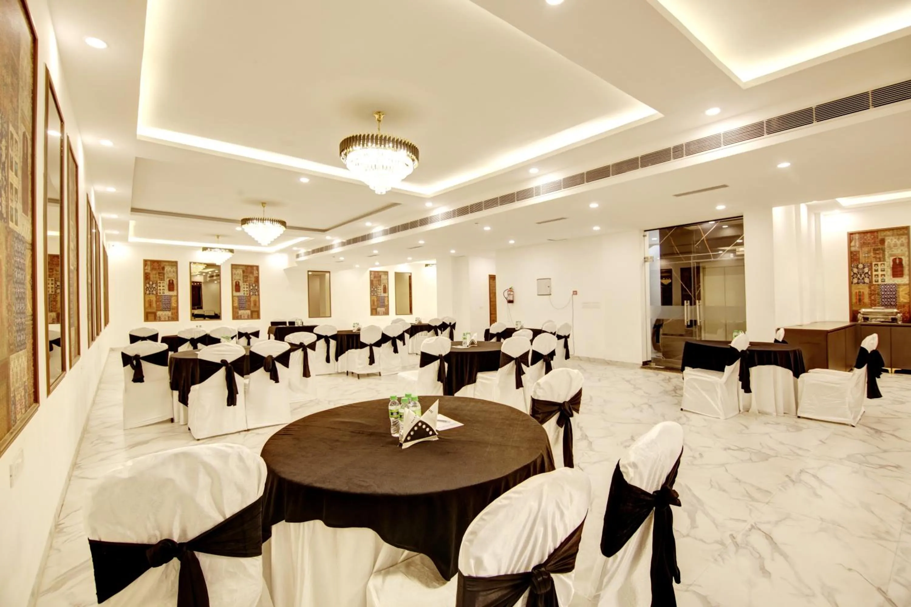 Banquet/Function facilities in Saltstayz Select - Huda City Center