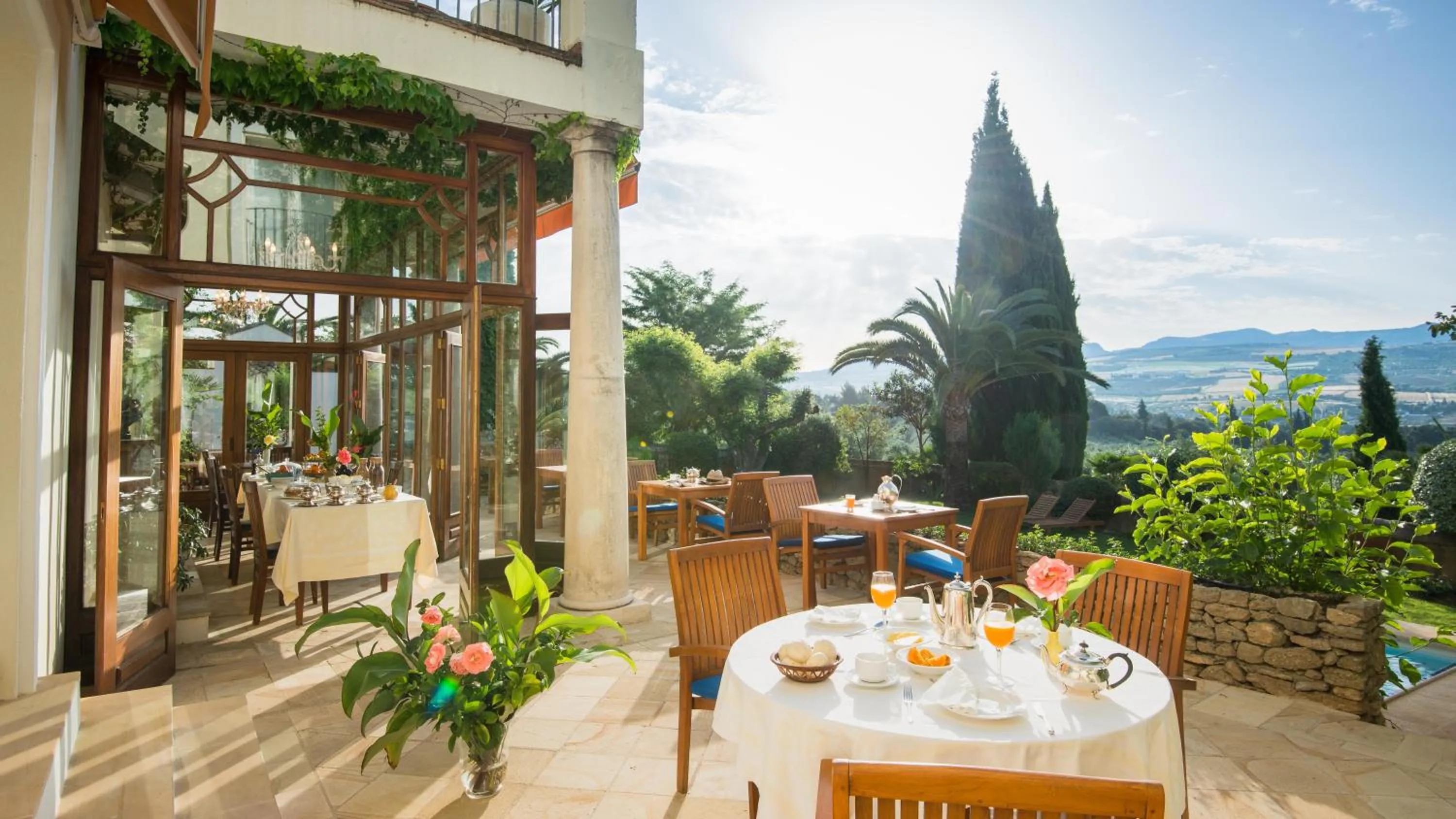 Restaurant/places to eat in Hotel La Fuente de la Higuera