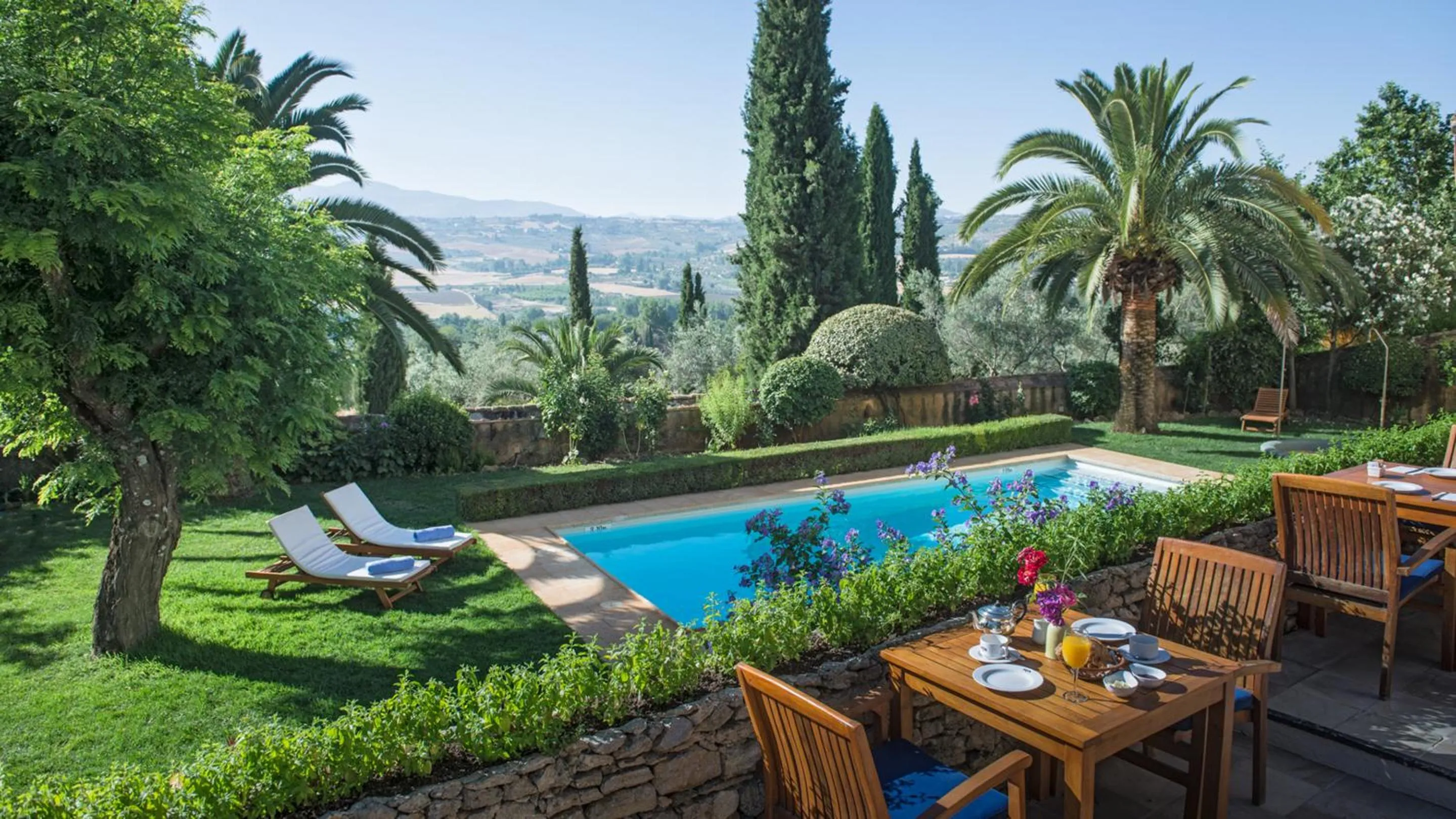 Decorative detail in Hotel La Fuente de la Higuera