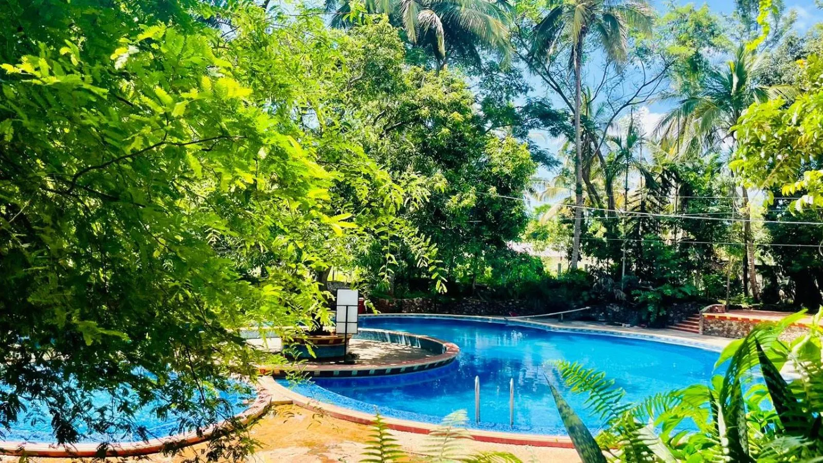 Swimming pool in Advaitha Serenity Resorts