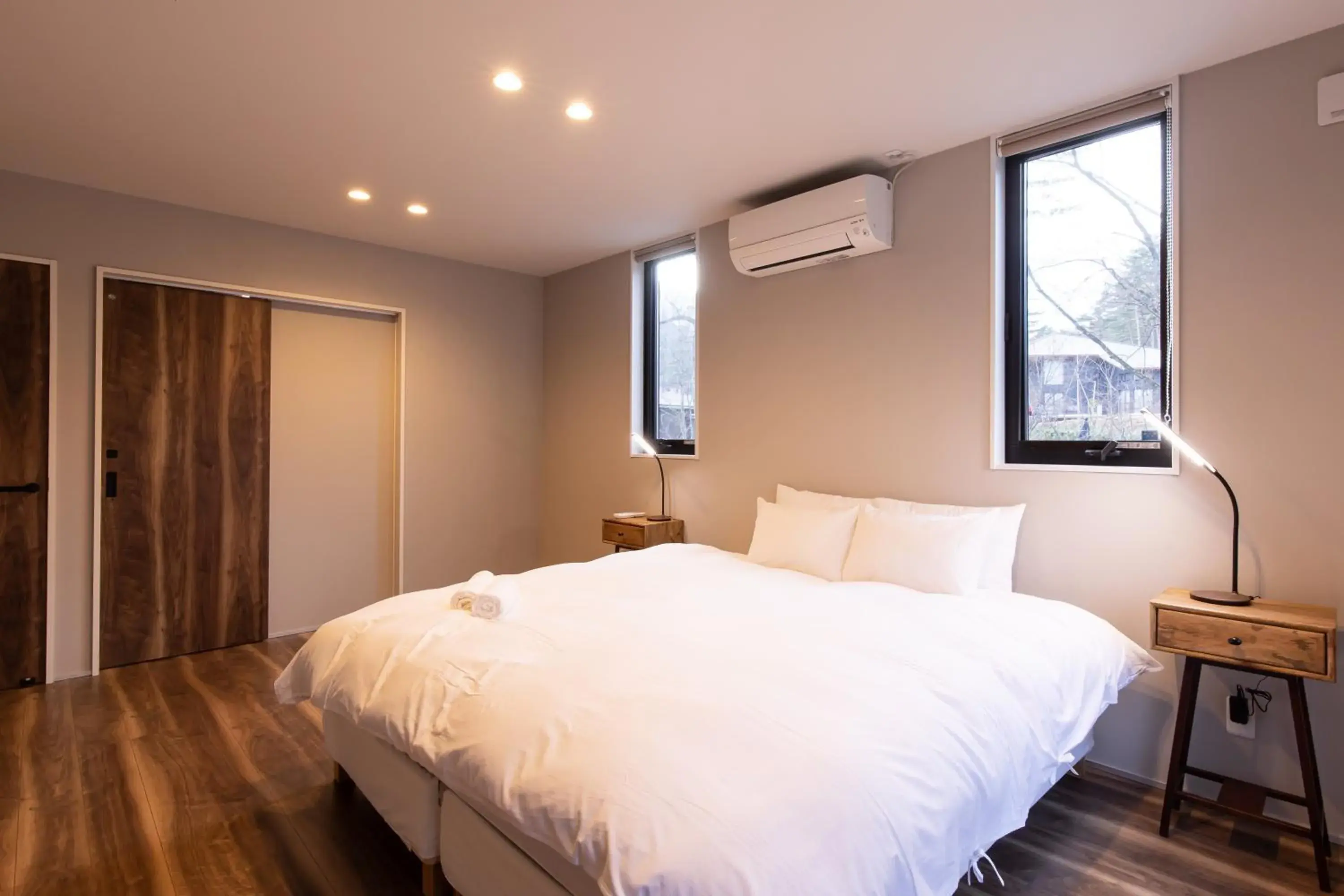 Four-Bedroom House in Oradoro House by Jade Group Four-Bedroom House in Oradoro House by Jade Group
